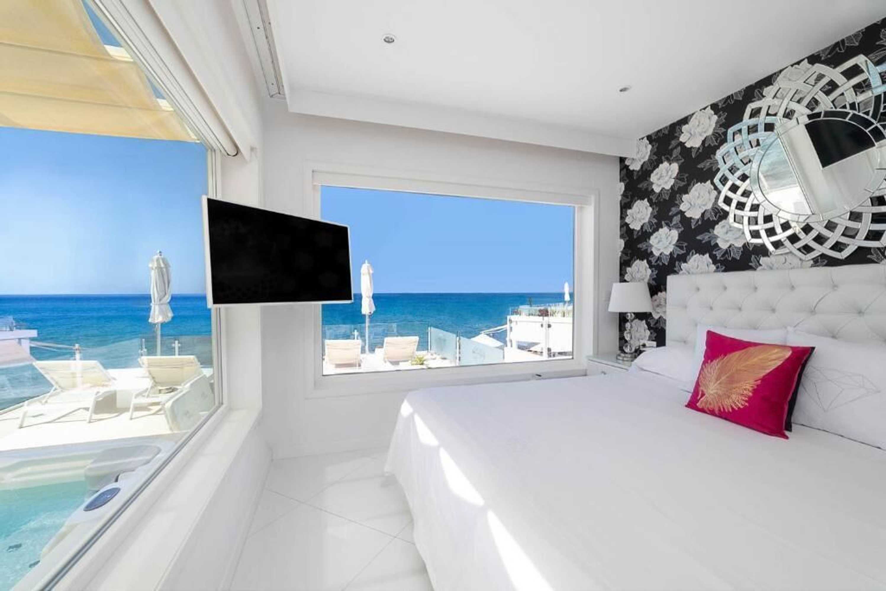 Gift card for Lani's Suites de Luxe - Adults Only Gift card for Lani's Suites de Luxe - Adults Only