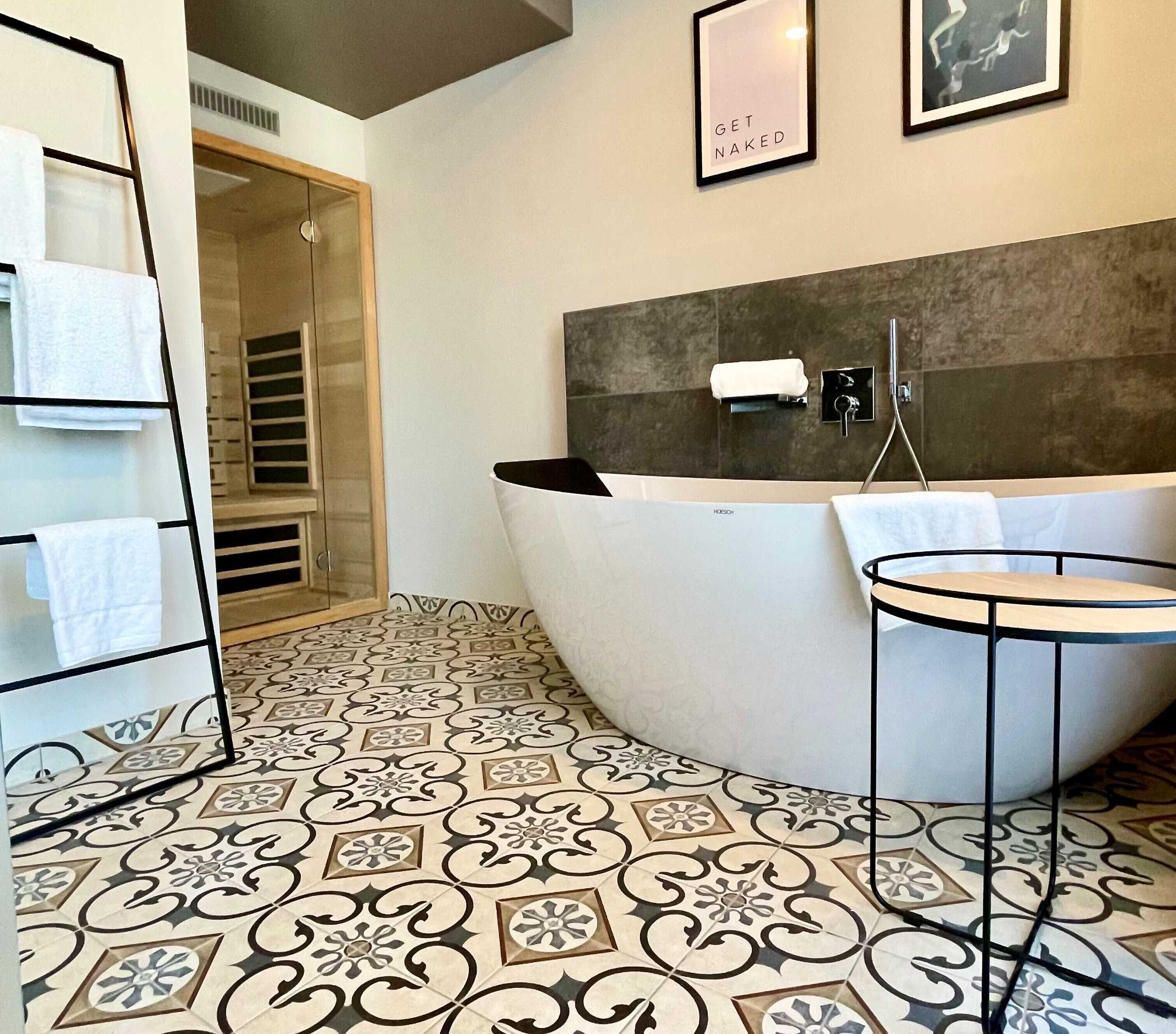 Gift card for Zeitwohnhaus Suite Hotel & Serviced Apartments Gift card for Zeitwohnhaus Suite Hotel & Serviced Apartments