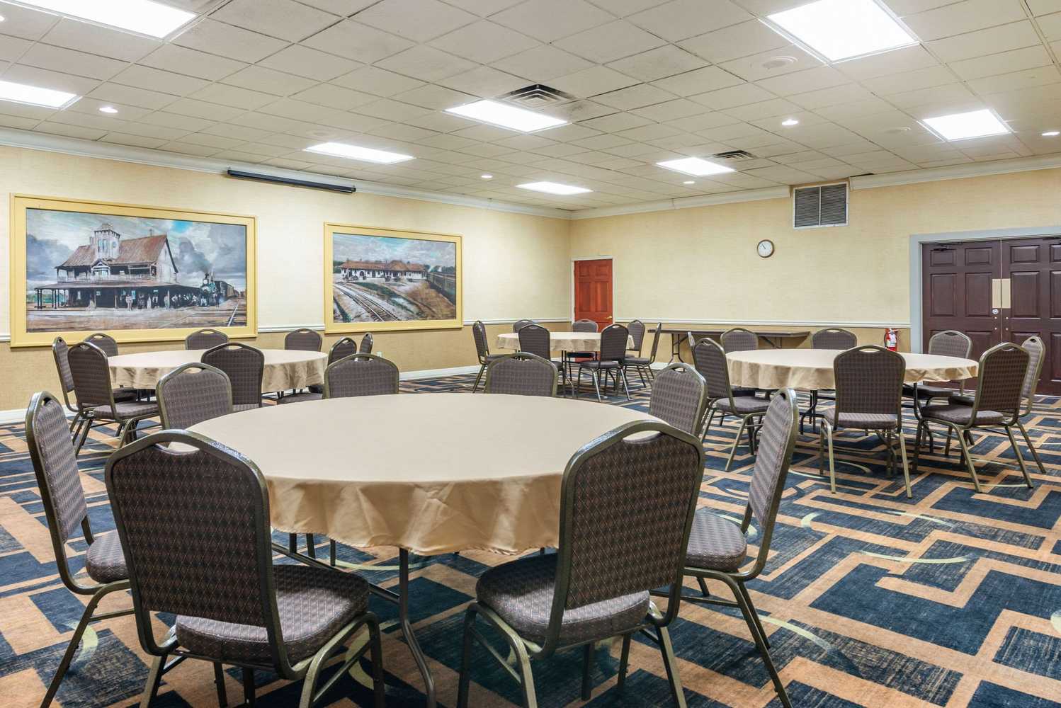 Gift card for Quality Inn & Suites Palatka Riverfront Gift card for Quality Inn & Suites Palatka Riverfront