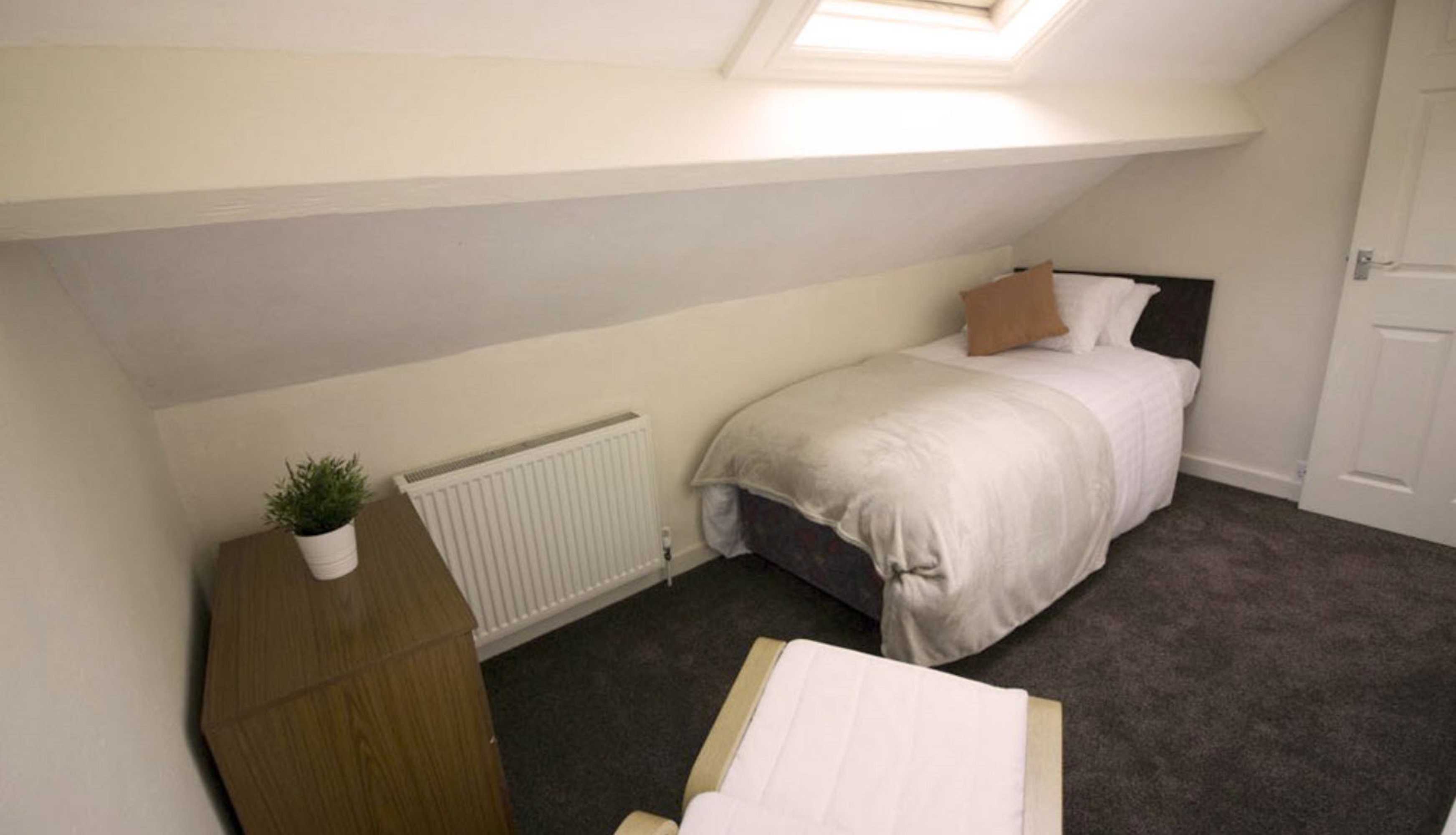 Gift card for Roomtel - Brook House