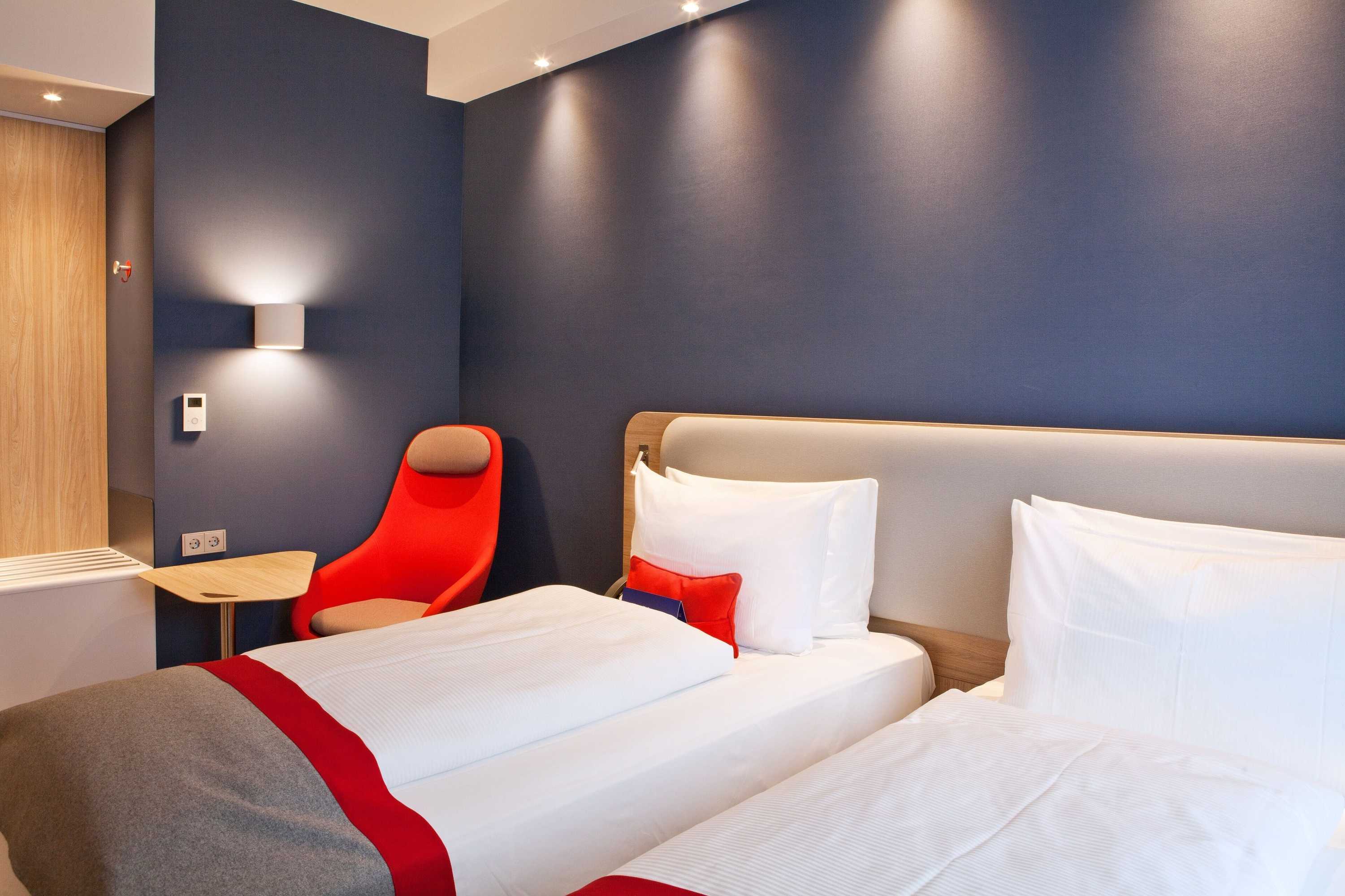 Gift card for Holiday Inn Express Darmstadt by Ihg Gift card for Holiday Inn Express Darmstadt by Ihg