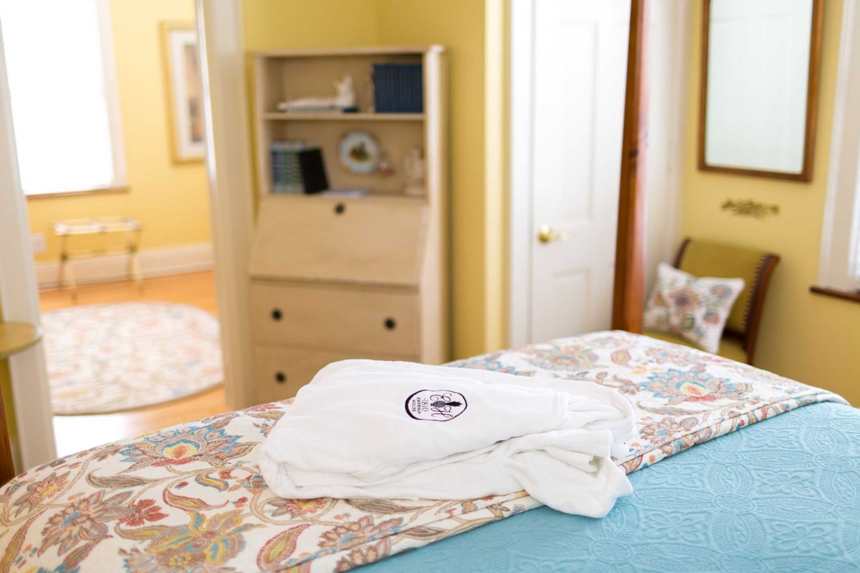 Gift card for 1810 Emerson House Bed & Breakfast - Adults Only Gift card for 1810 Emerson House Bed & Breakfast - Adults Only