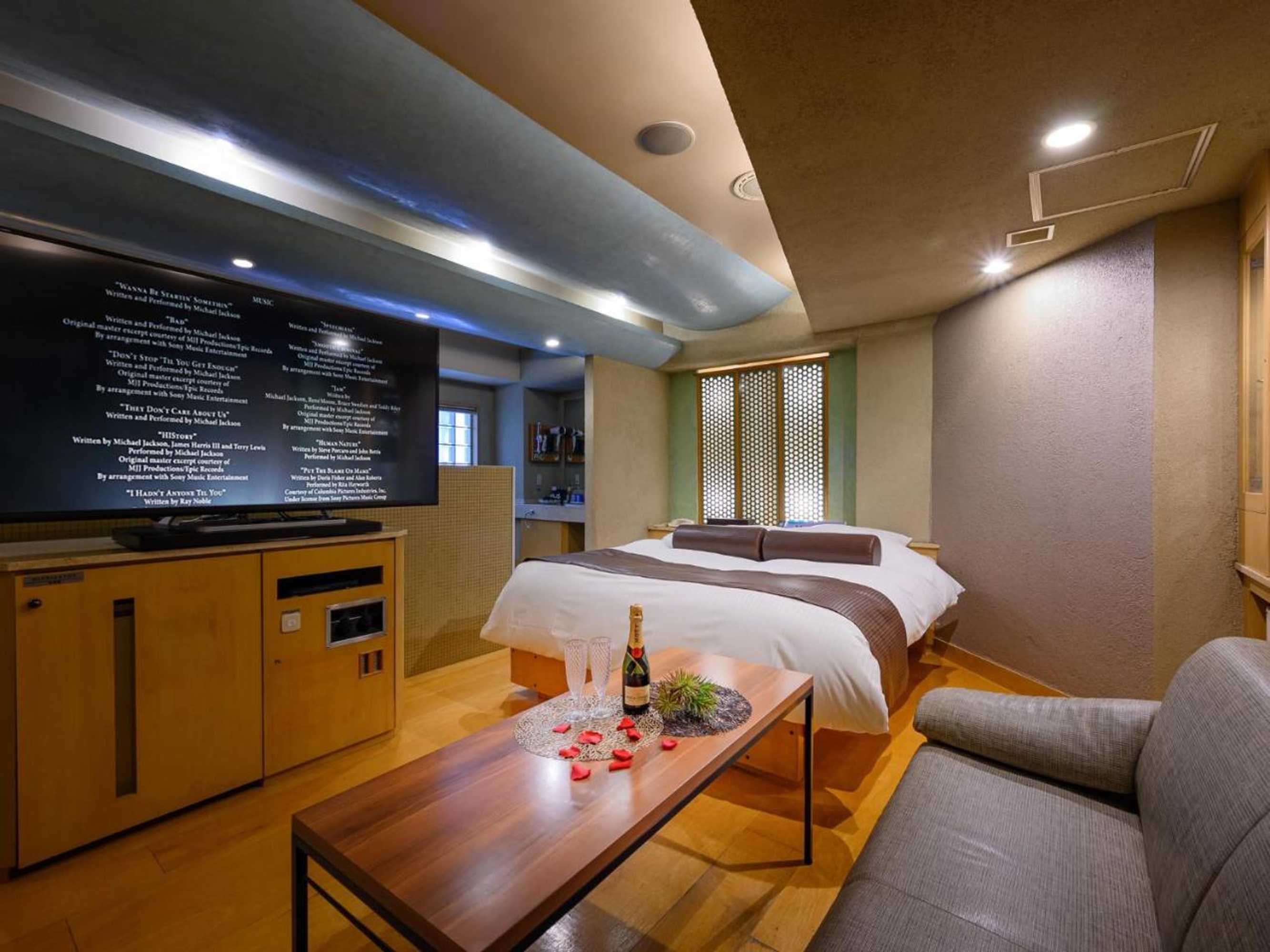 Gift card for Water Hotel Mw (love Hotel)