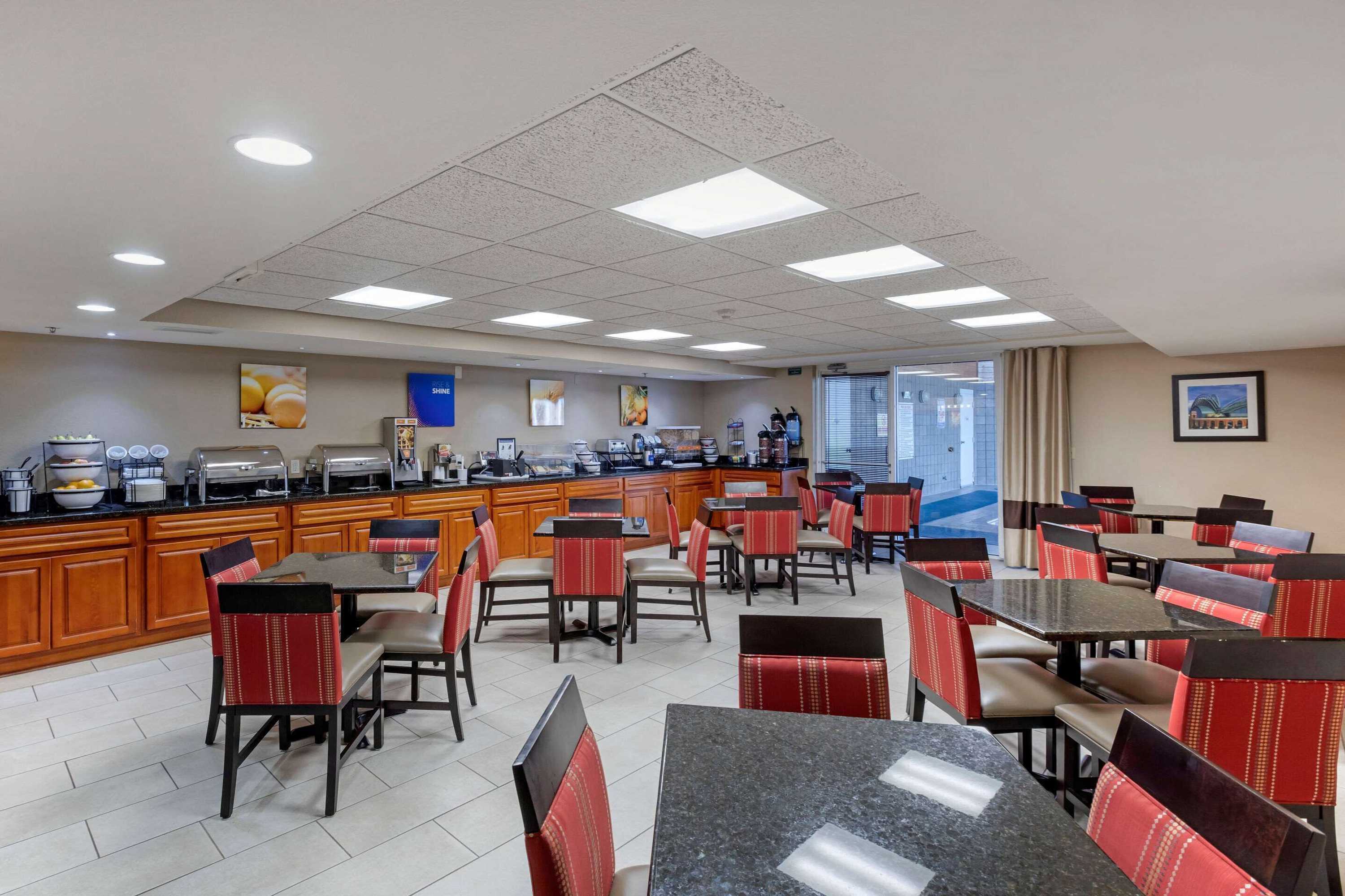 Gift card for Comfort Inn & Suites Jackson - West Bend Gift card for Comfort Inn & Suites Jackson - West Bend