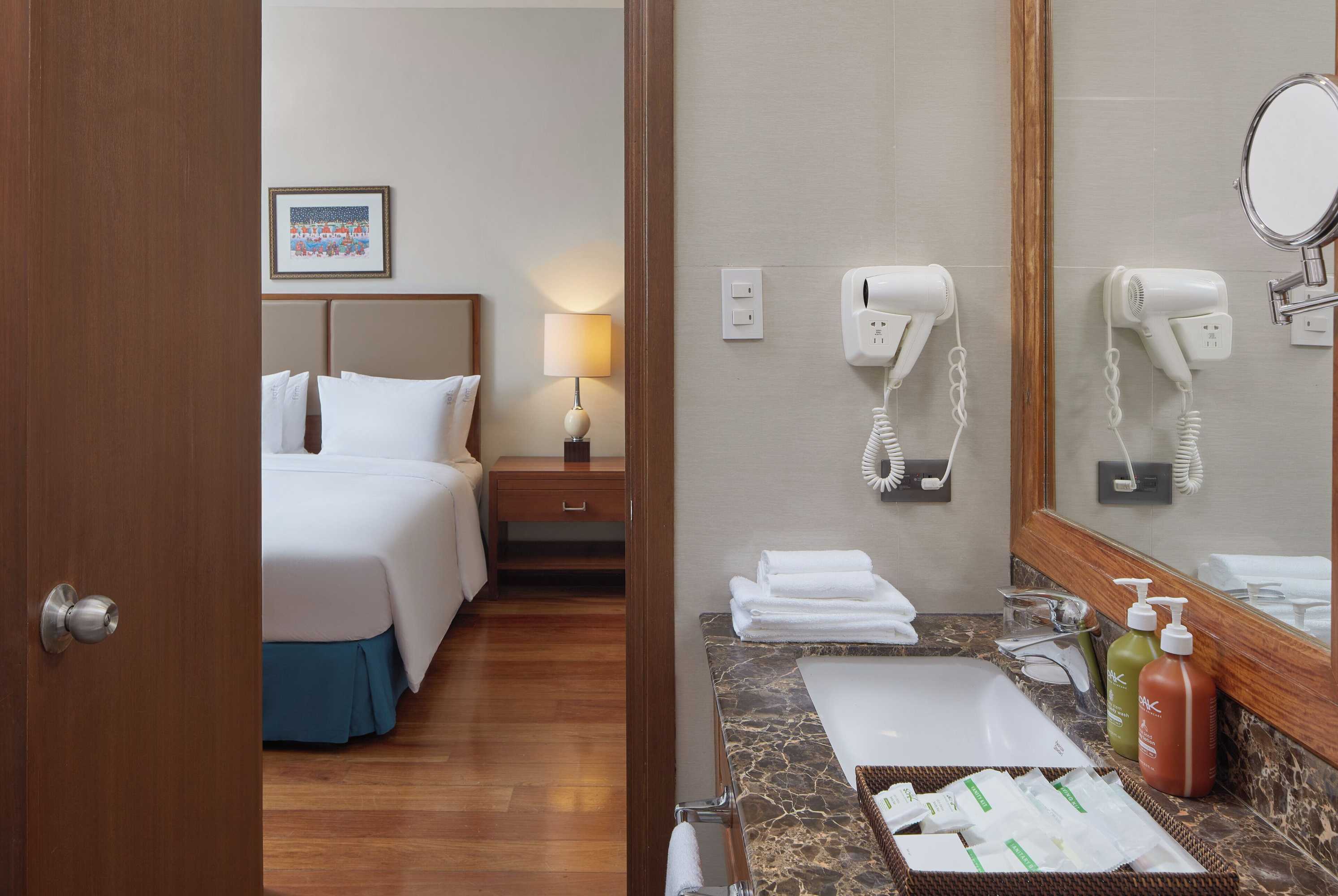 Gift card for Holiday Inn & Suites Batangas Limapark by Ihg