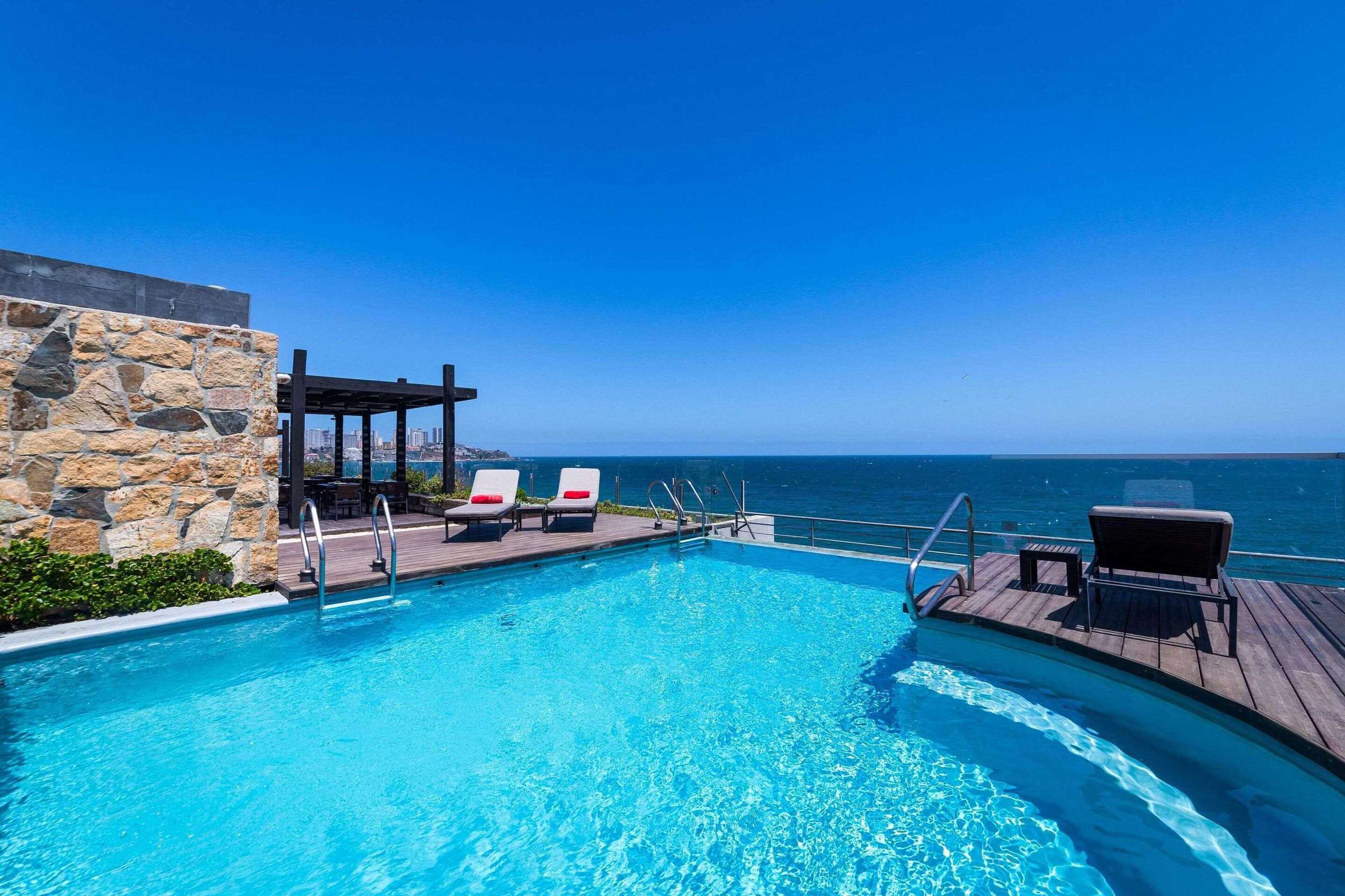 Gift card for Radisson Blu Acqua Hotel & Spa Concon Gift card for Radisson Blu Acqua Hotel & Spa Concon