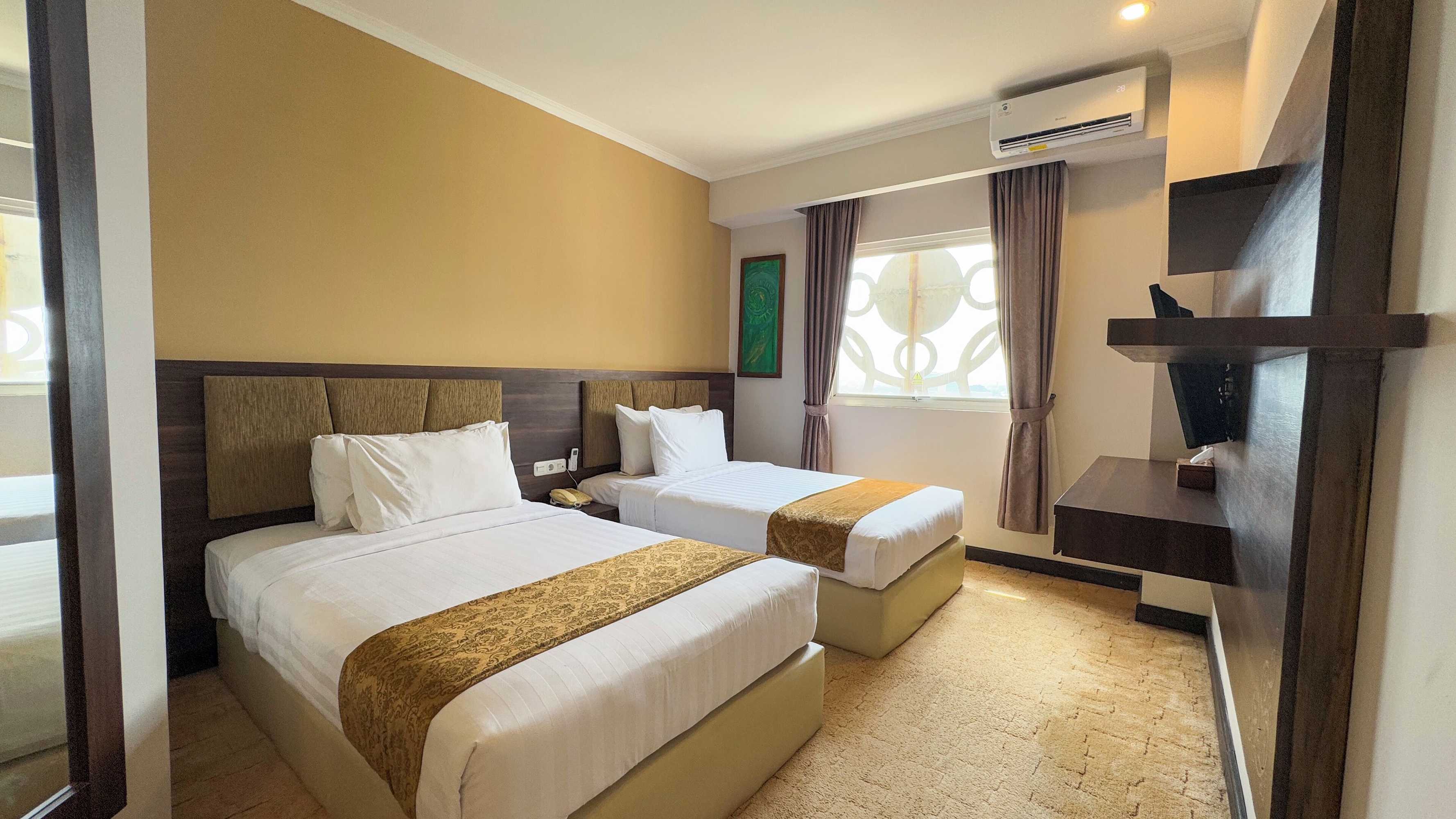 Gift card for Lorin Syariah Hotel Solo Gift card for Lorin Syariah Hotel Solo