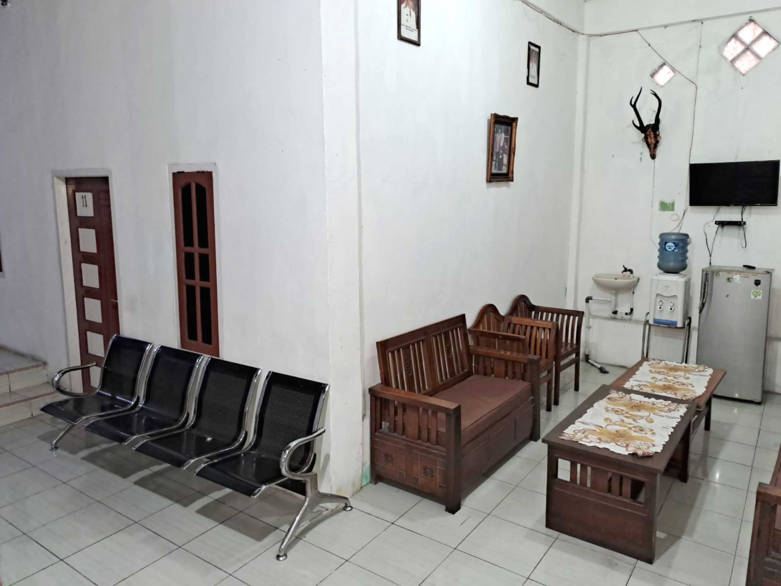 Gift card for Oyo 92596 Al-Razzaq Guest House Gift card for Oyo 92596 Al-Razzaq Guest House
