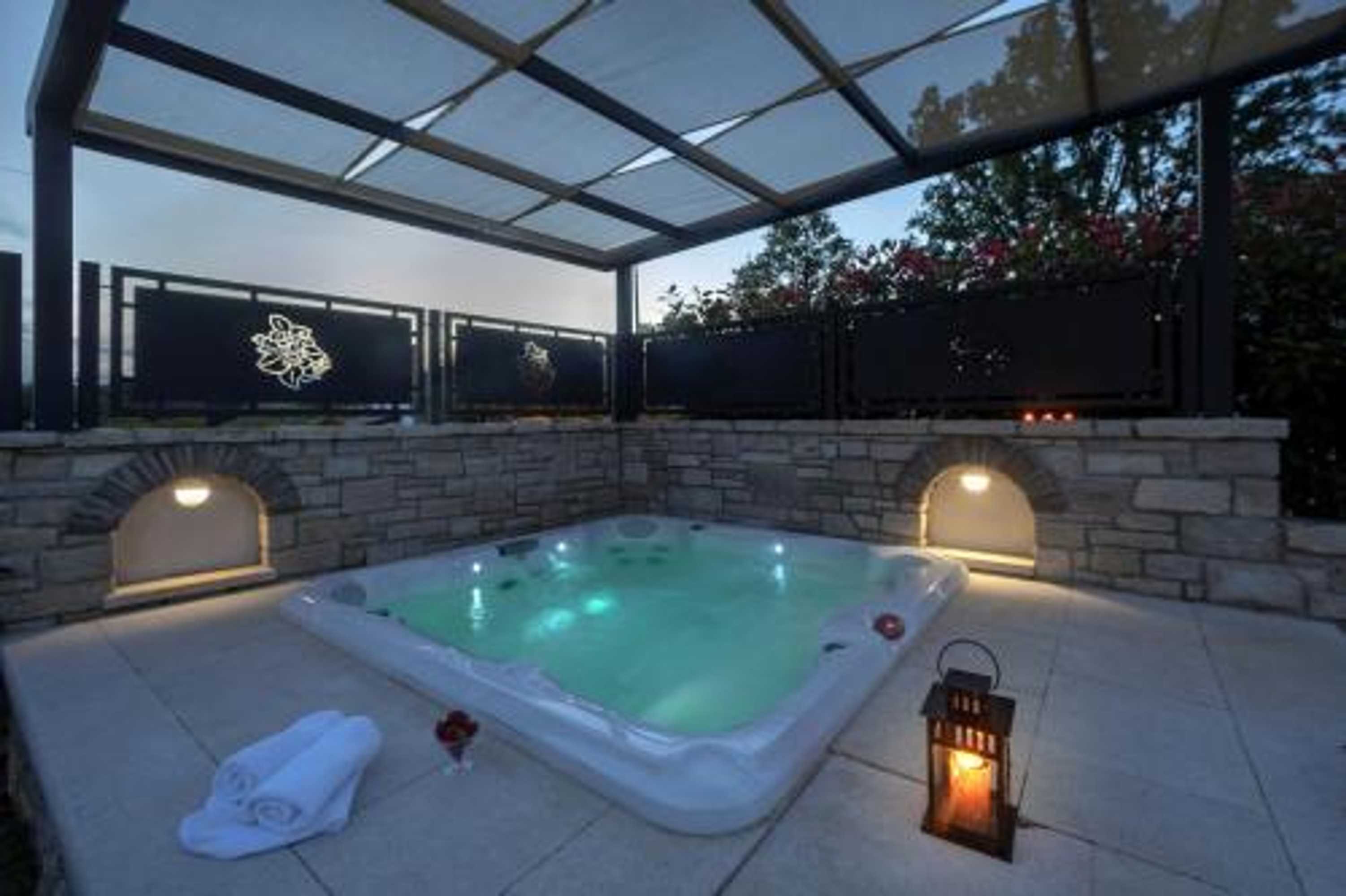 Gift card for Rustic Villa Lori With Whirpool And Grill Near Por Gift card for Rustic Villa Lori With Whirpool And Grill Near Por