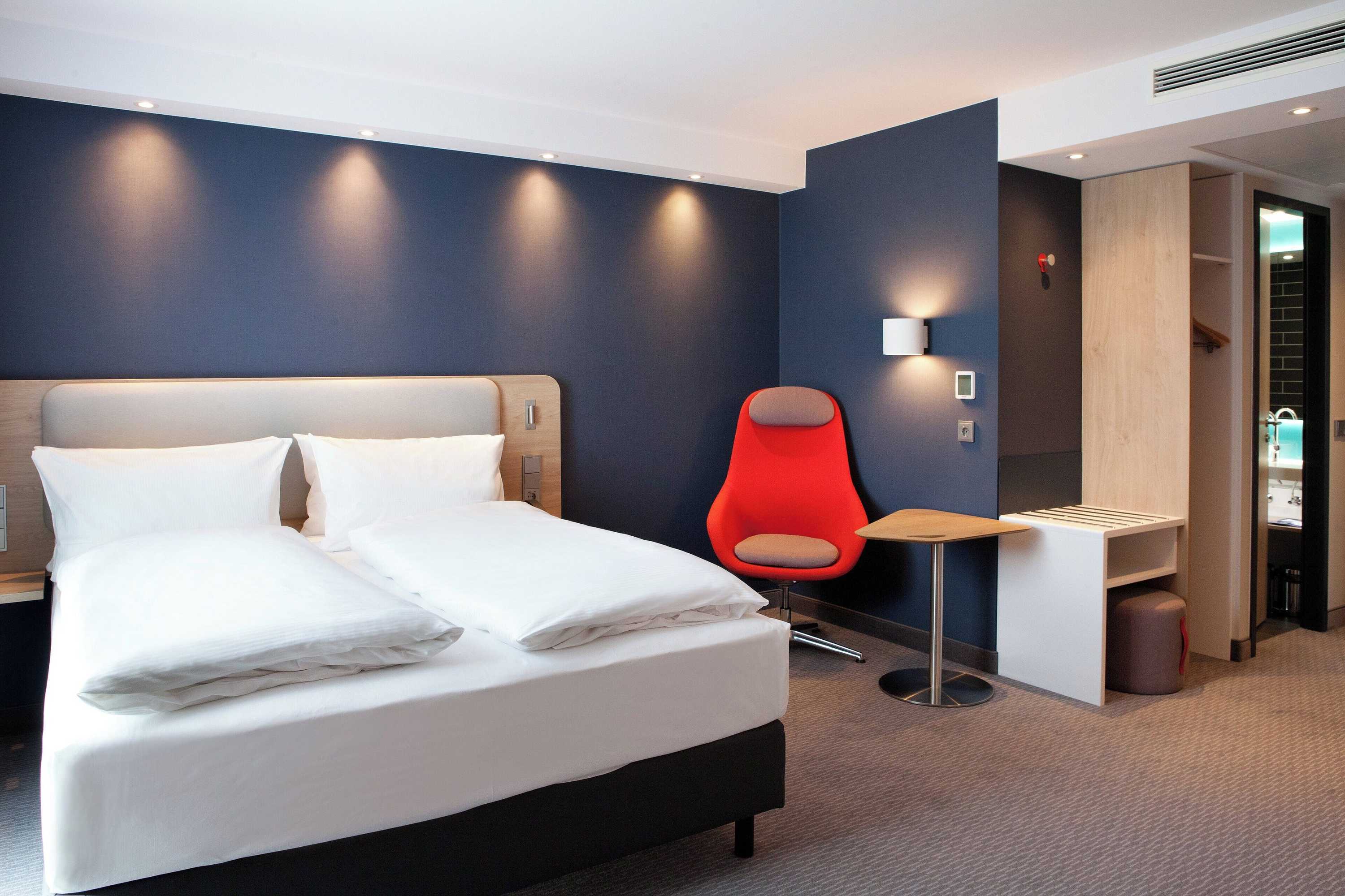 Gift card for Holiday Inn Express Siegen by Ihg Gift card for Holiday Inn Express Siegen by Ihg