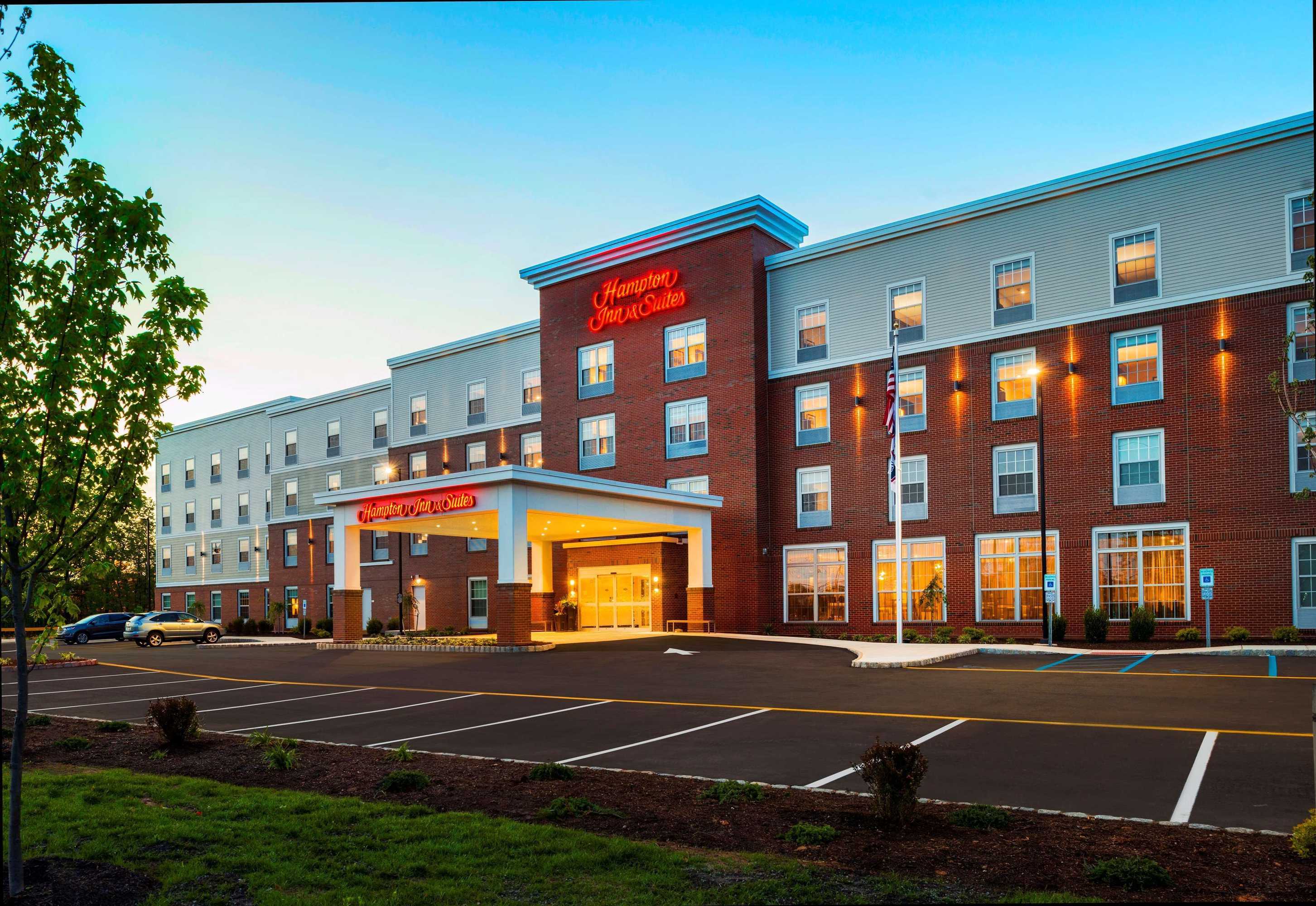 Gift card for Hampton Inn & Suites Bridgewater Gift card for Hampton Inn & Suites Bridgewater