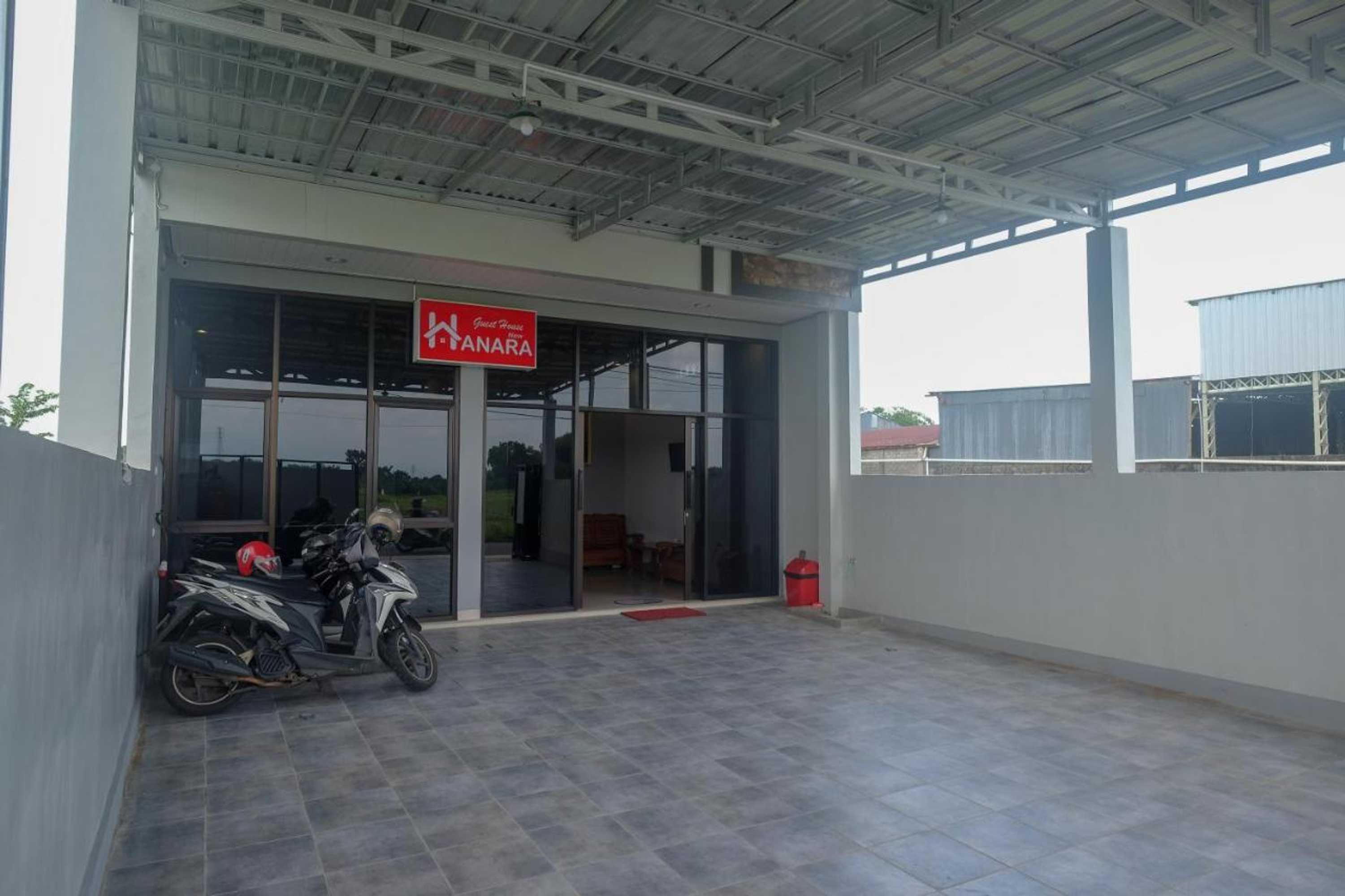 Gift card for Reddoorz Near Dr Oen Solo Baru Hospital Gift card for Reddoorz Near Dr Oen Solo Baru Hospital
