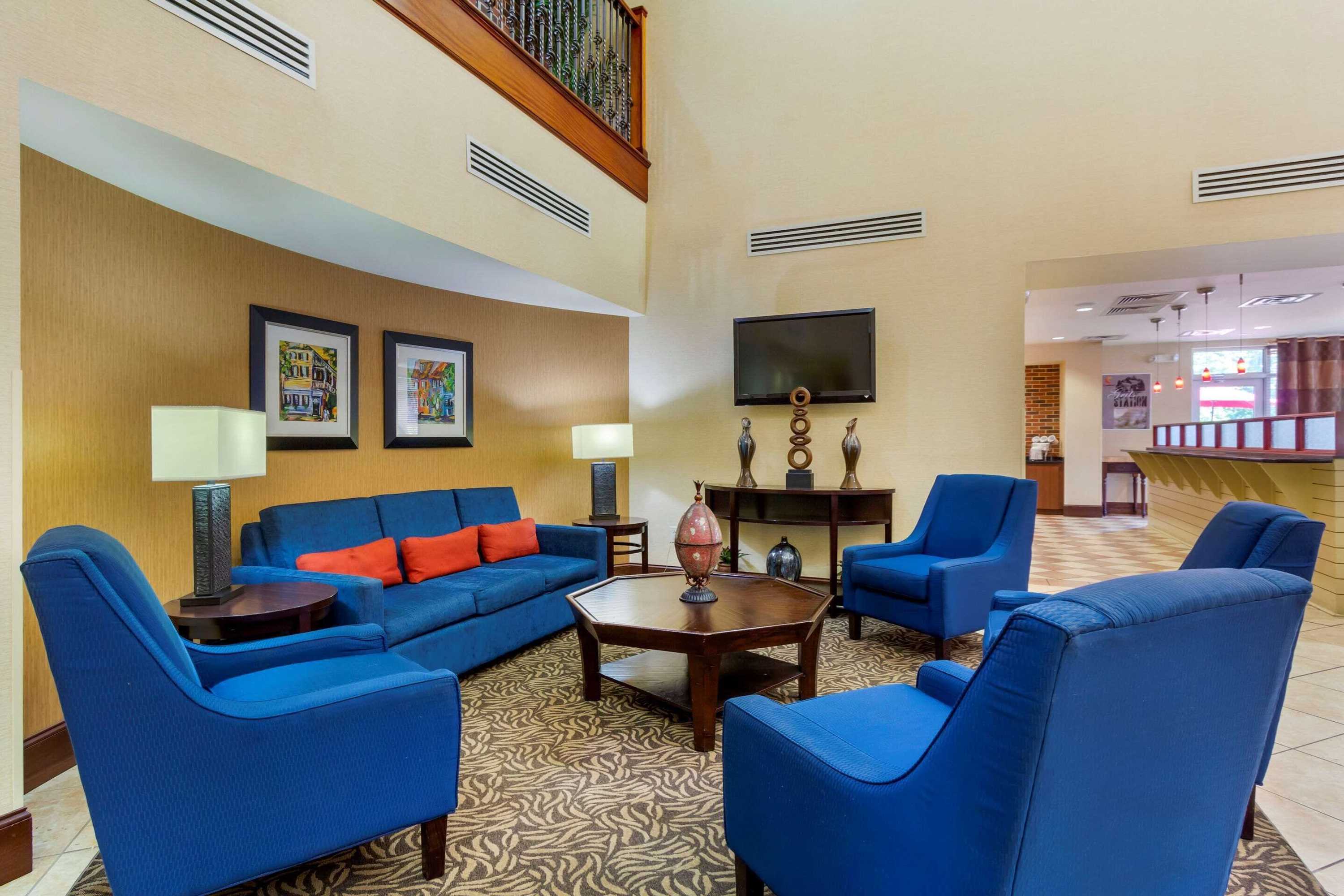 Gift card for Comfort Suites Charleston West Ashley Gift card for Comfort Suites Charleston West Ashley