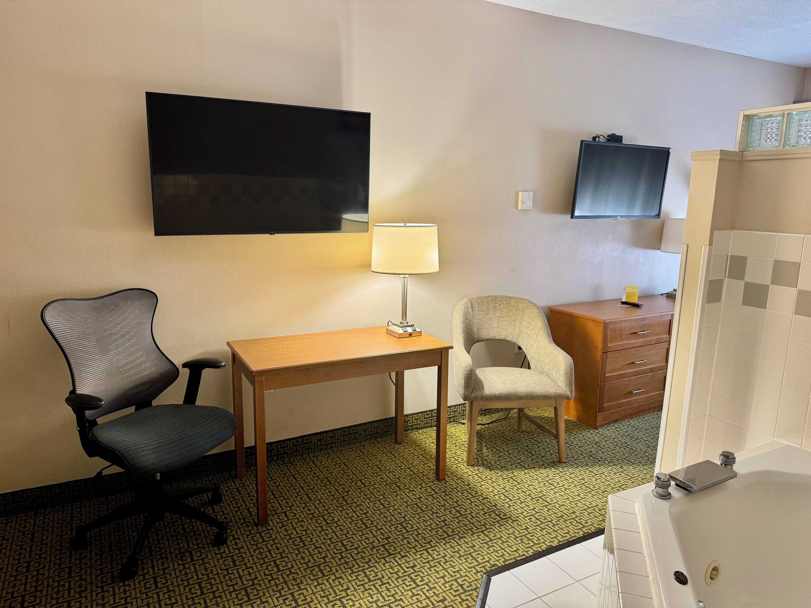 Gift card for Days Inn & Suites by Wyndham Madison Gift card for Days Inn & Suites by Wyndham Madison