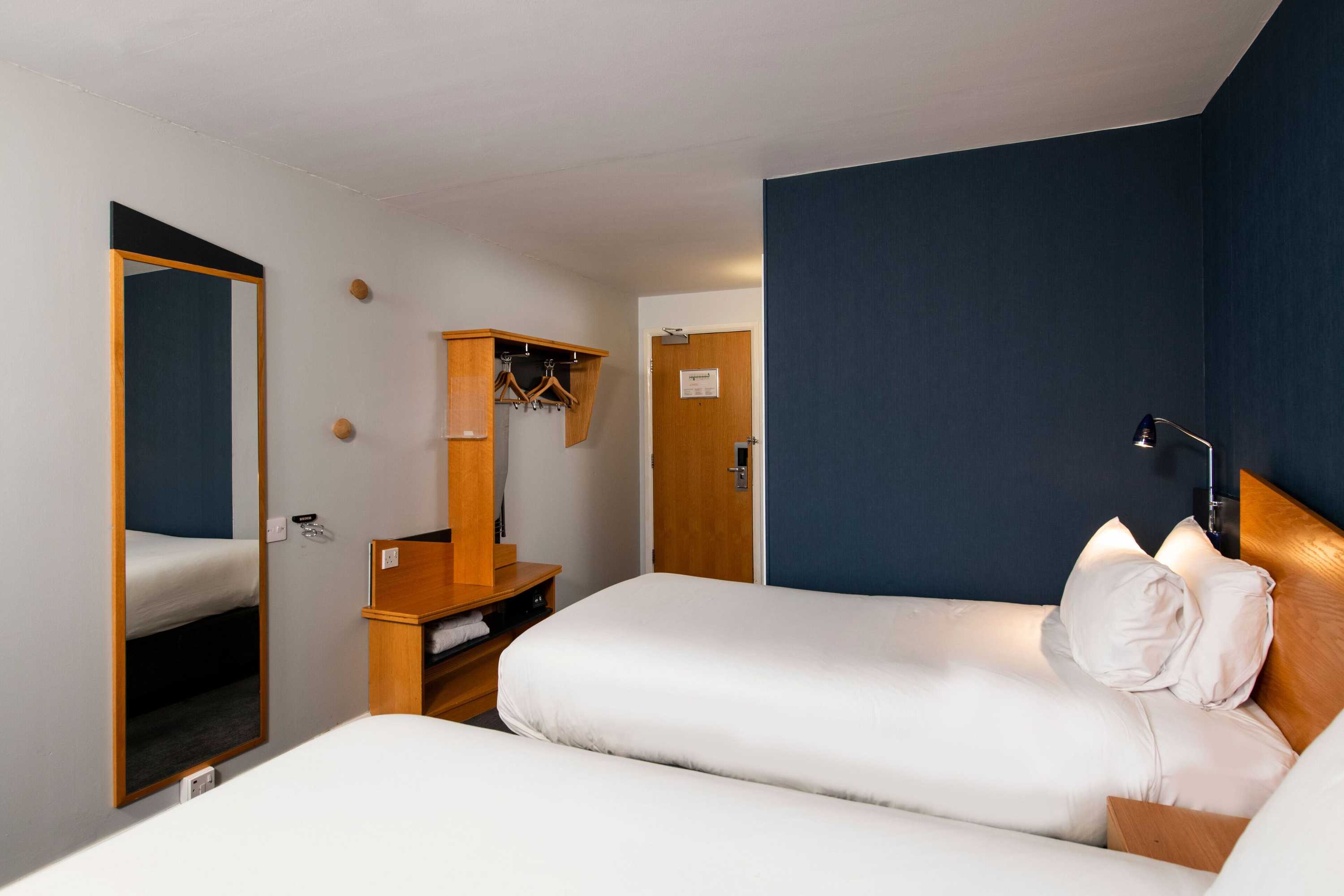 Gift card for Holiday Inn Express Hamilton by Ihg Gift card for Holiday Inn Express Hamilton by Ihg