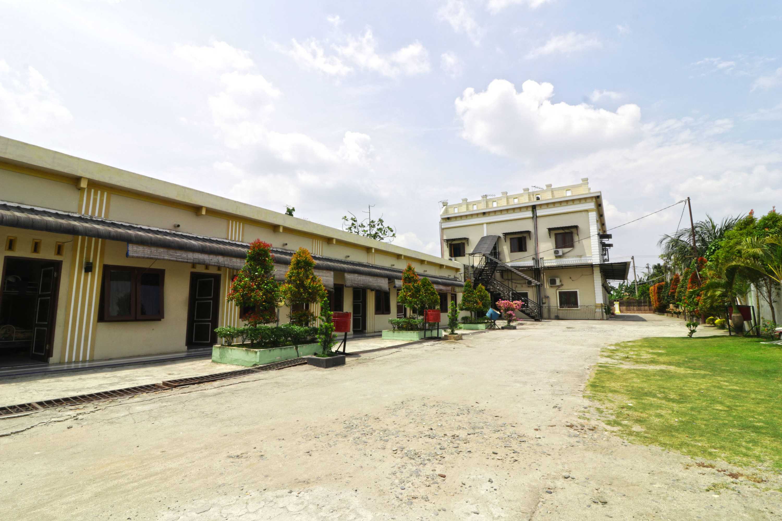 Gift card for Hotel Grand Family