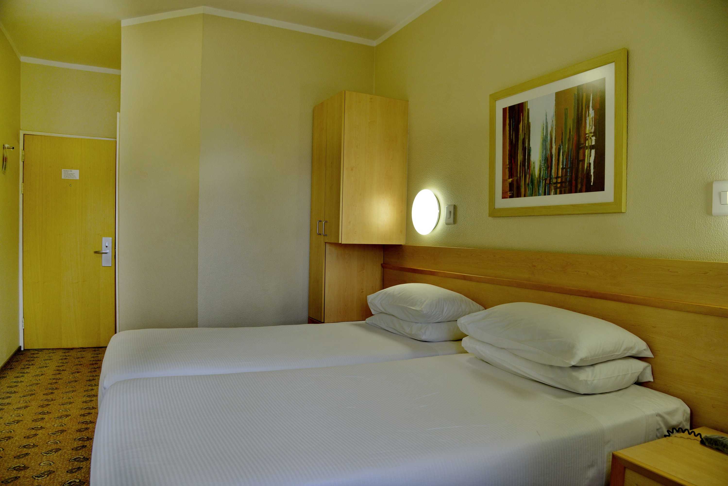 Gift card for Road Lodge Bloemfontein Airport Gift card for Road Lodge Bloemfontein Airport