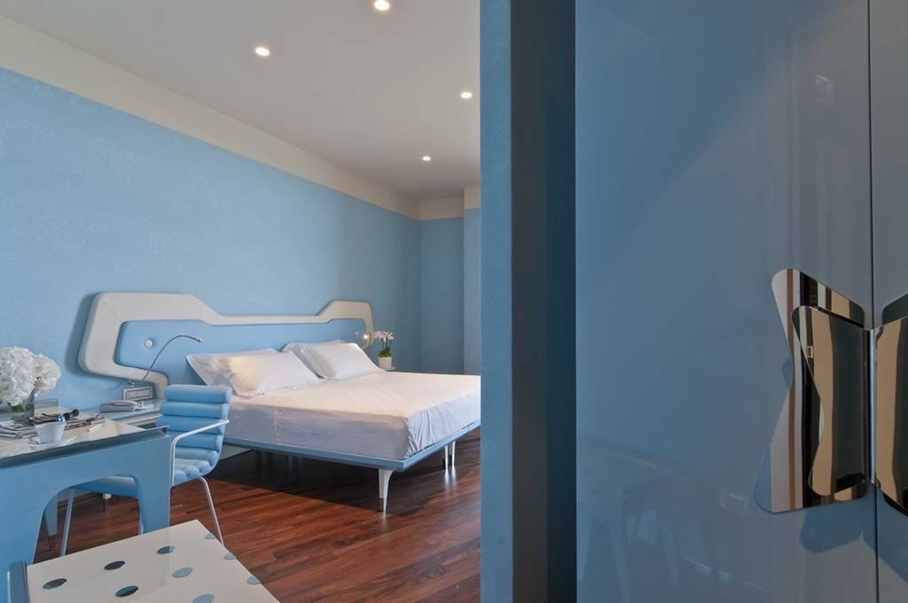 Gift card for JR Hotels Bari Grande Albergo Delle Nazioni Gift card for JR Hotels Bari Grande Albergo Delle Nazioni