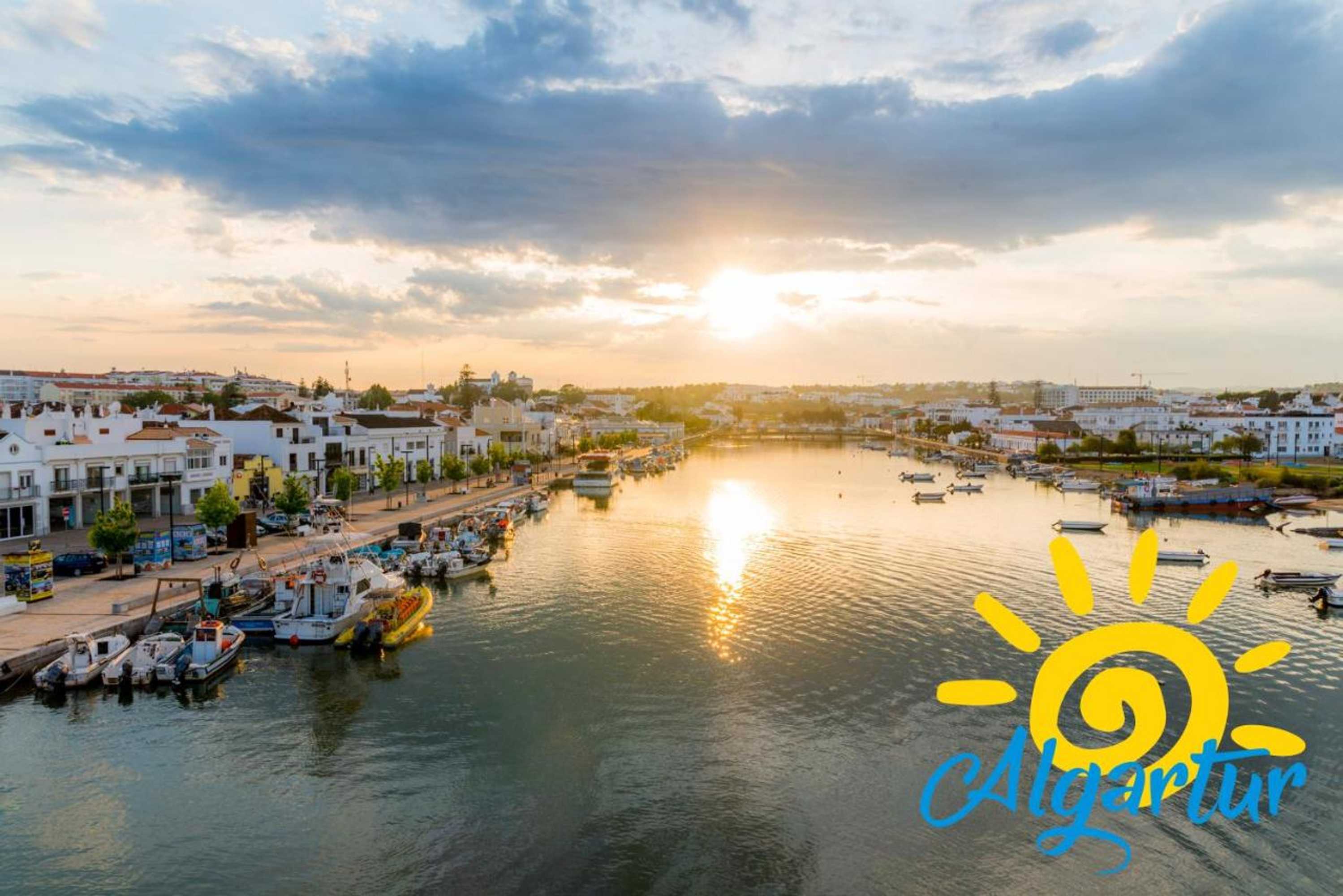 Gift card for Santa Luzia Residence Apartamento T2 Com Piscina & Wi-Fi