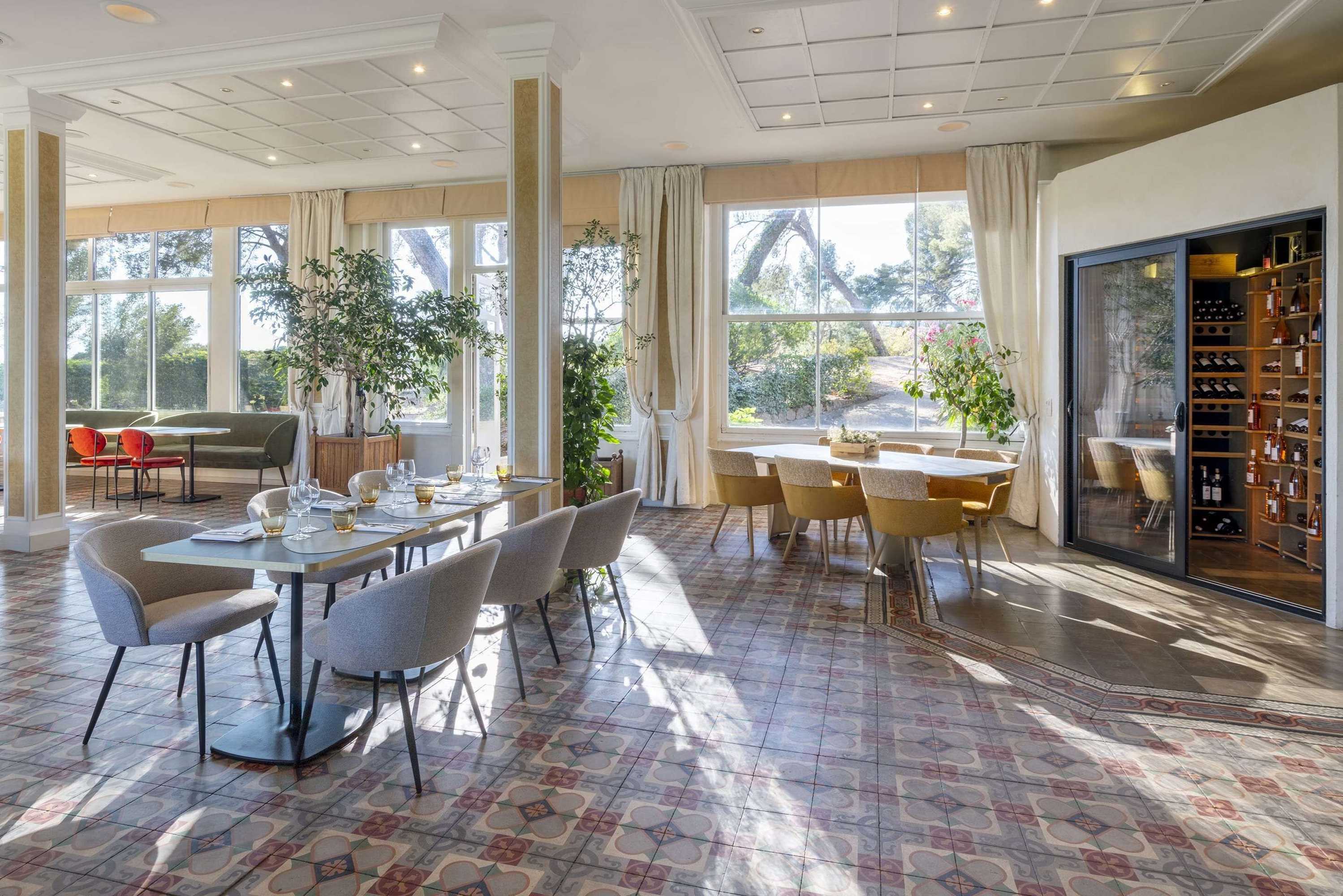 Gift card for Grand Hotel Des Lecques, BW Signature Collection Gift card for Grand Hotel Des Lecques, BW Signature Collection