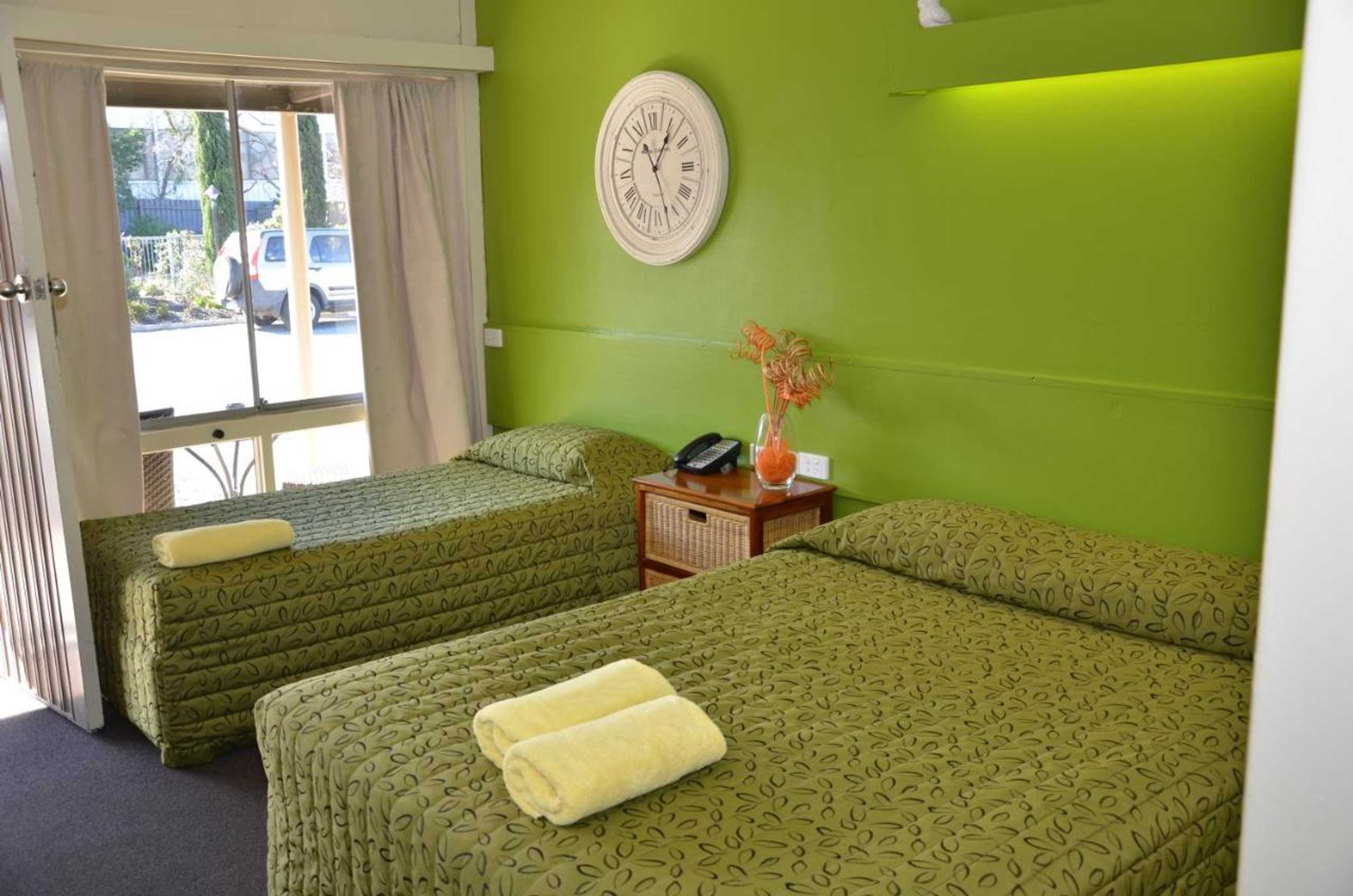 Gift card for Warwick Motor Inn