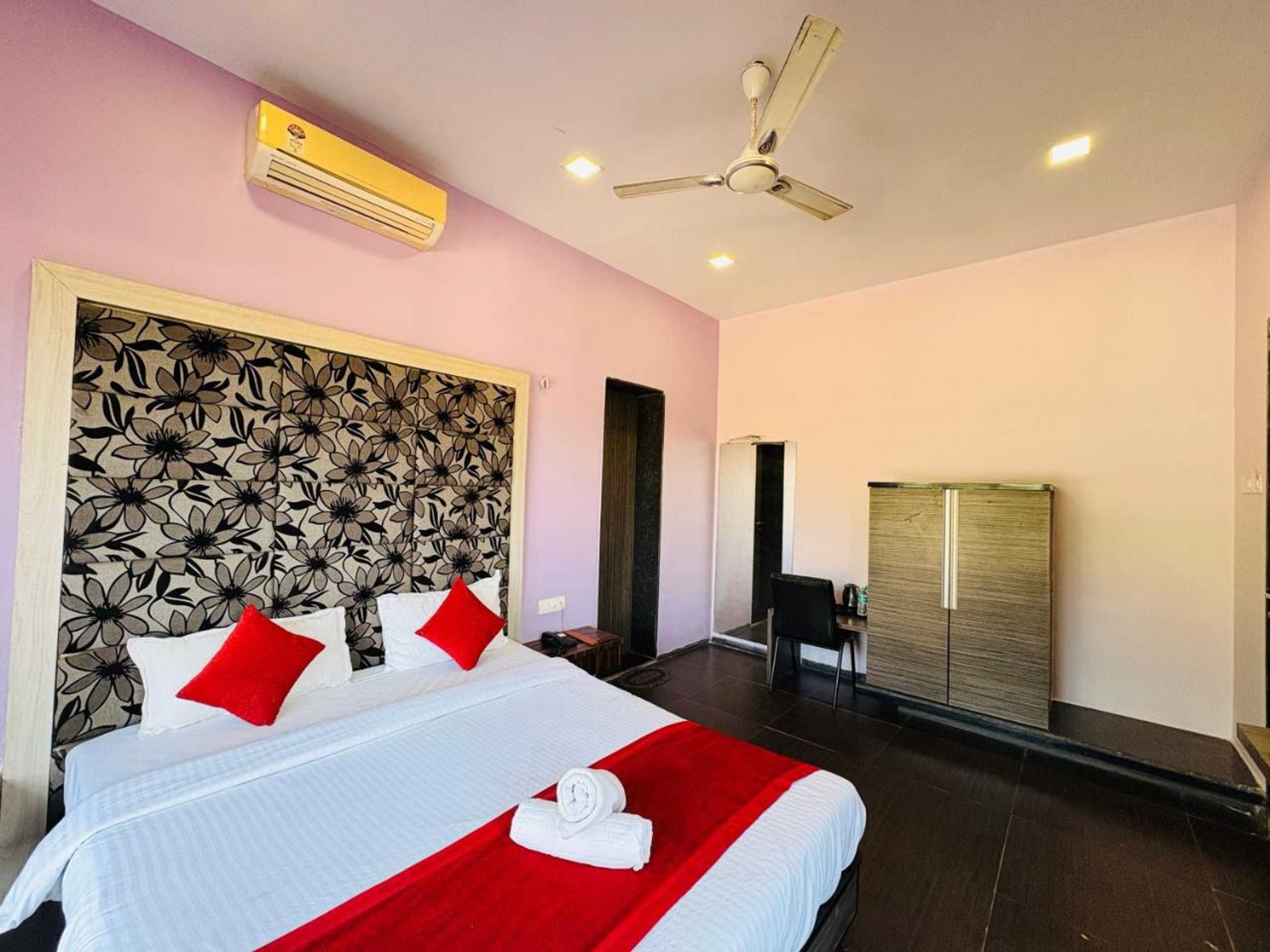 Gift card for Hotel Lalit Inn