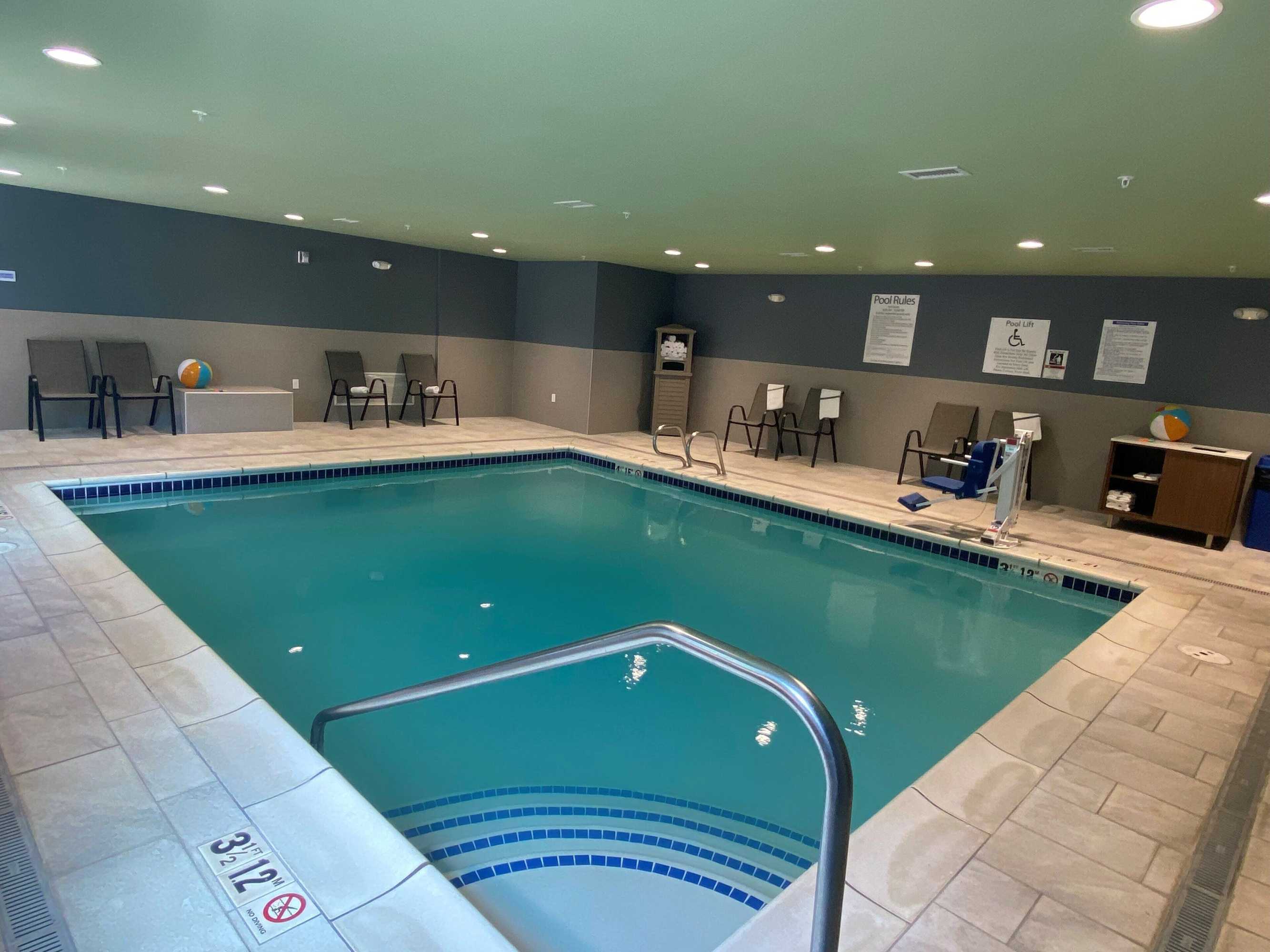 Gift card for Holiday Inn Express & Suites Camas - Vancouver by Ihg