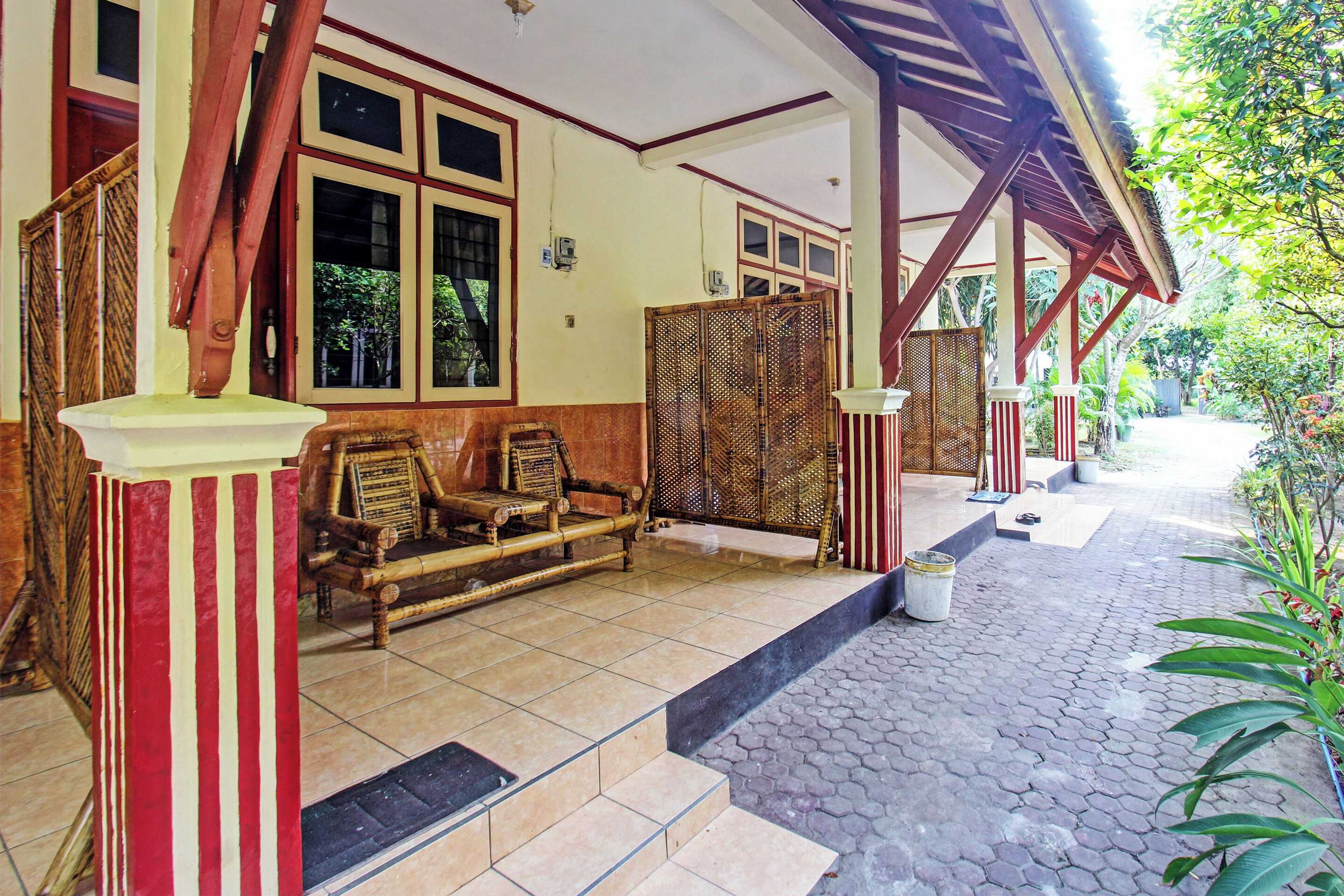 Gift card for Hotel O Losmen Tjabe Merah Near Alfamart Bintaro