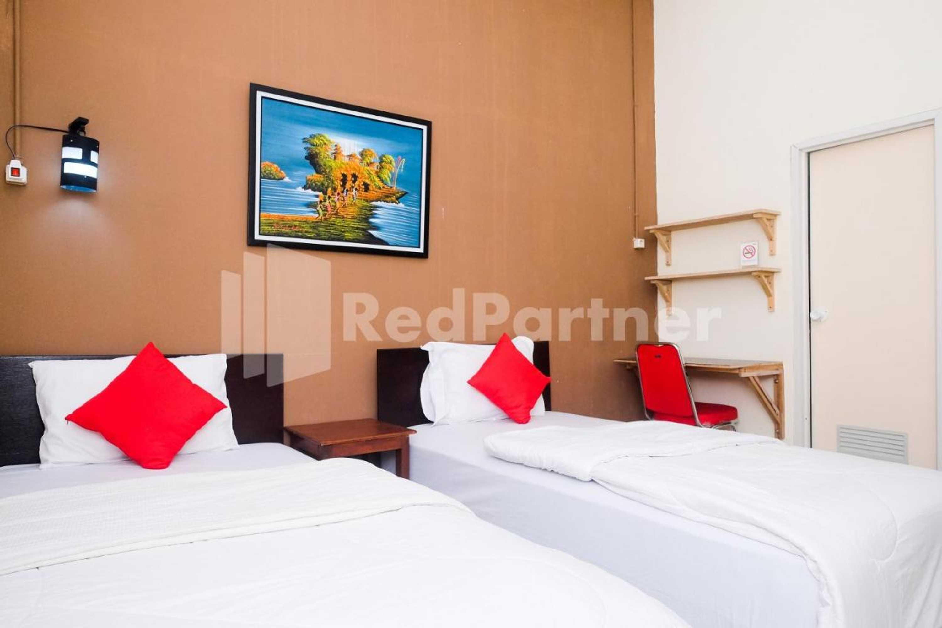 Gift card for Travelista Homestay Near Gor Candradimuka Semarang Mitra Reddoorz