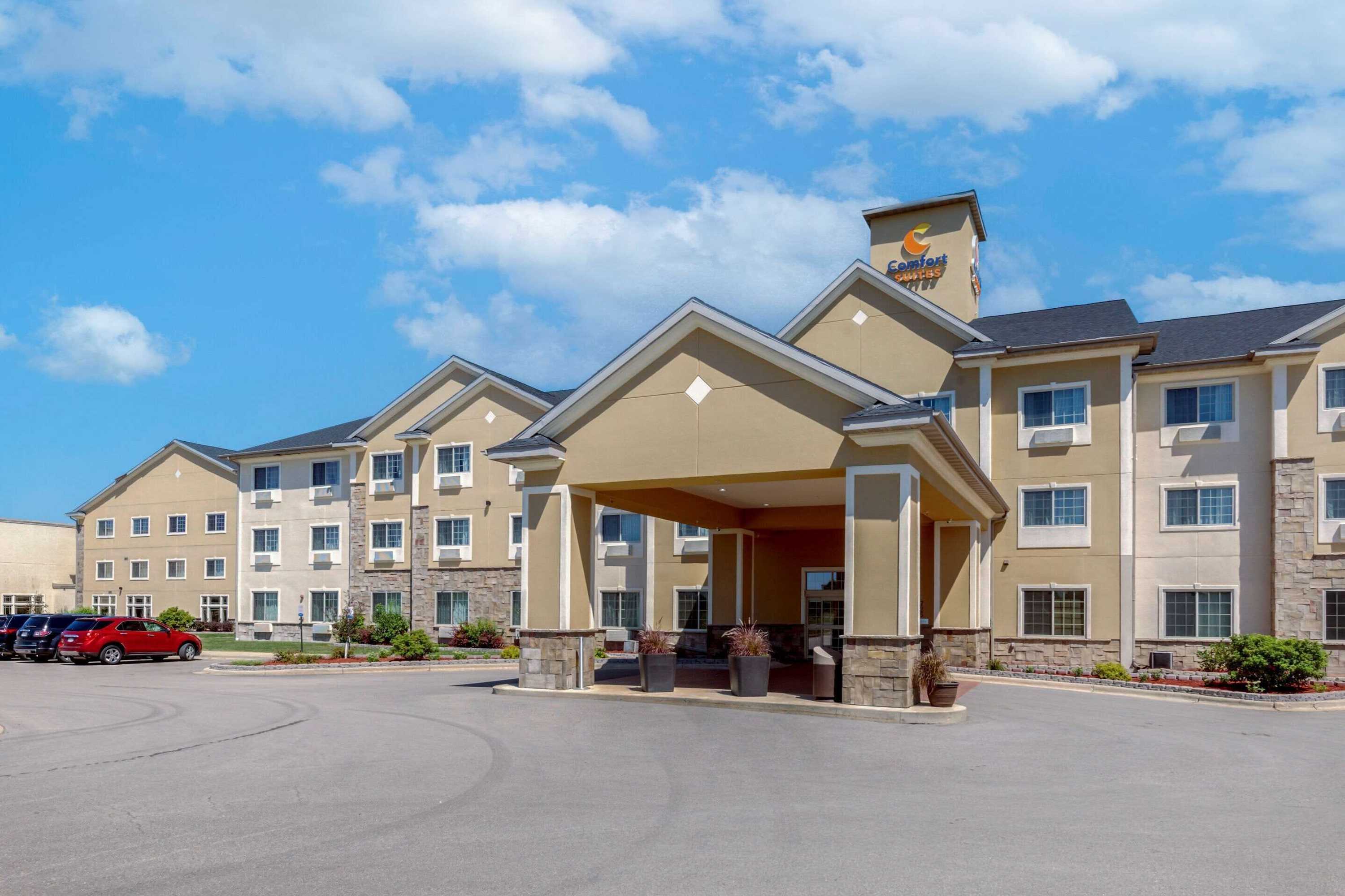 Gift card for Comfort Suites Johnson Creek Conference Center Gift card for Comfort Suites Johnson Creek Conference Center