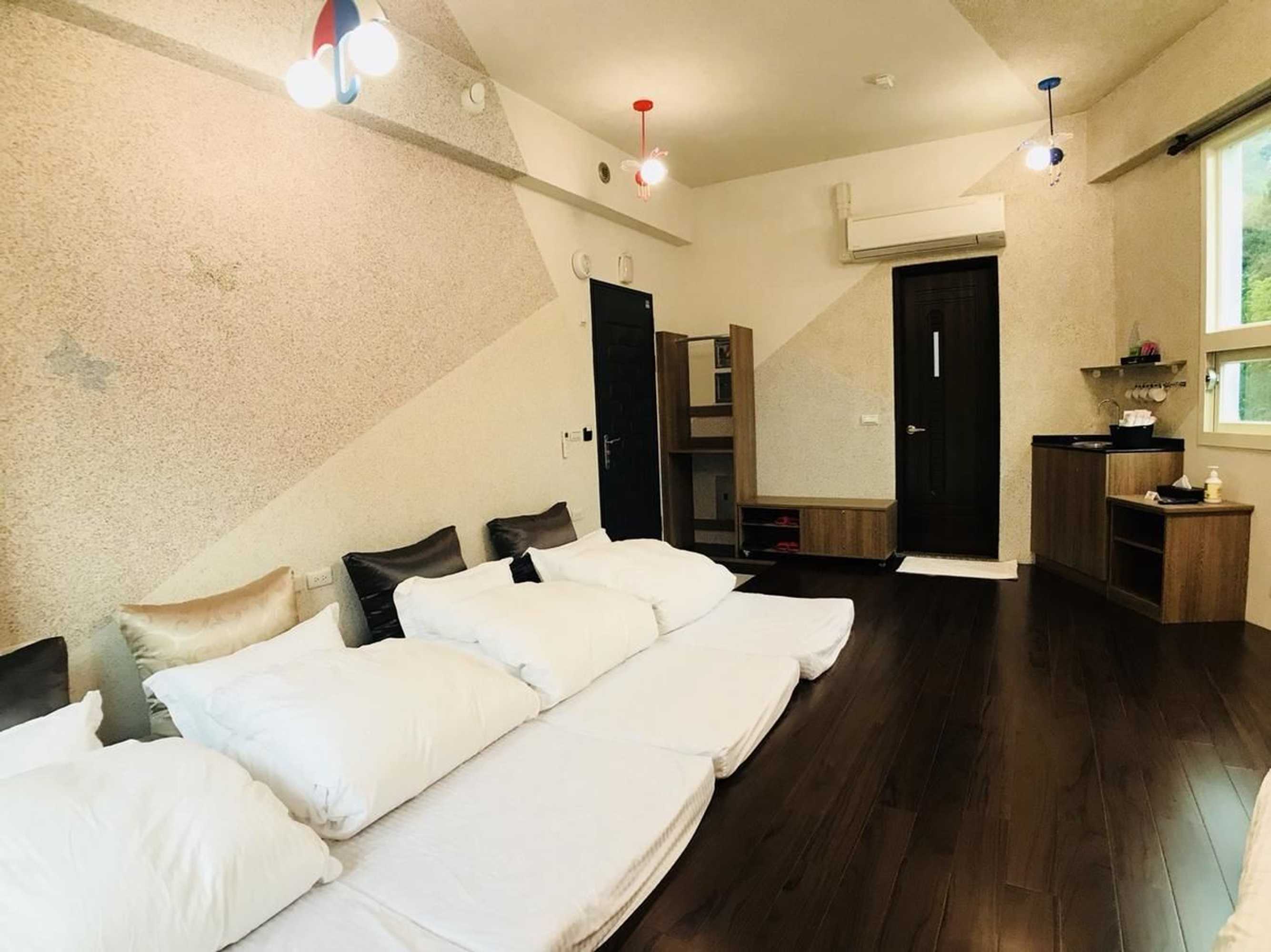 Gift card for Xitou Bi Xue Shan Lin Homestay Gift card for Xitou Bi Xue Shan Lin Homestay