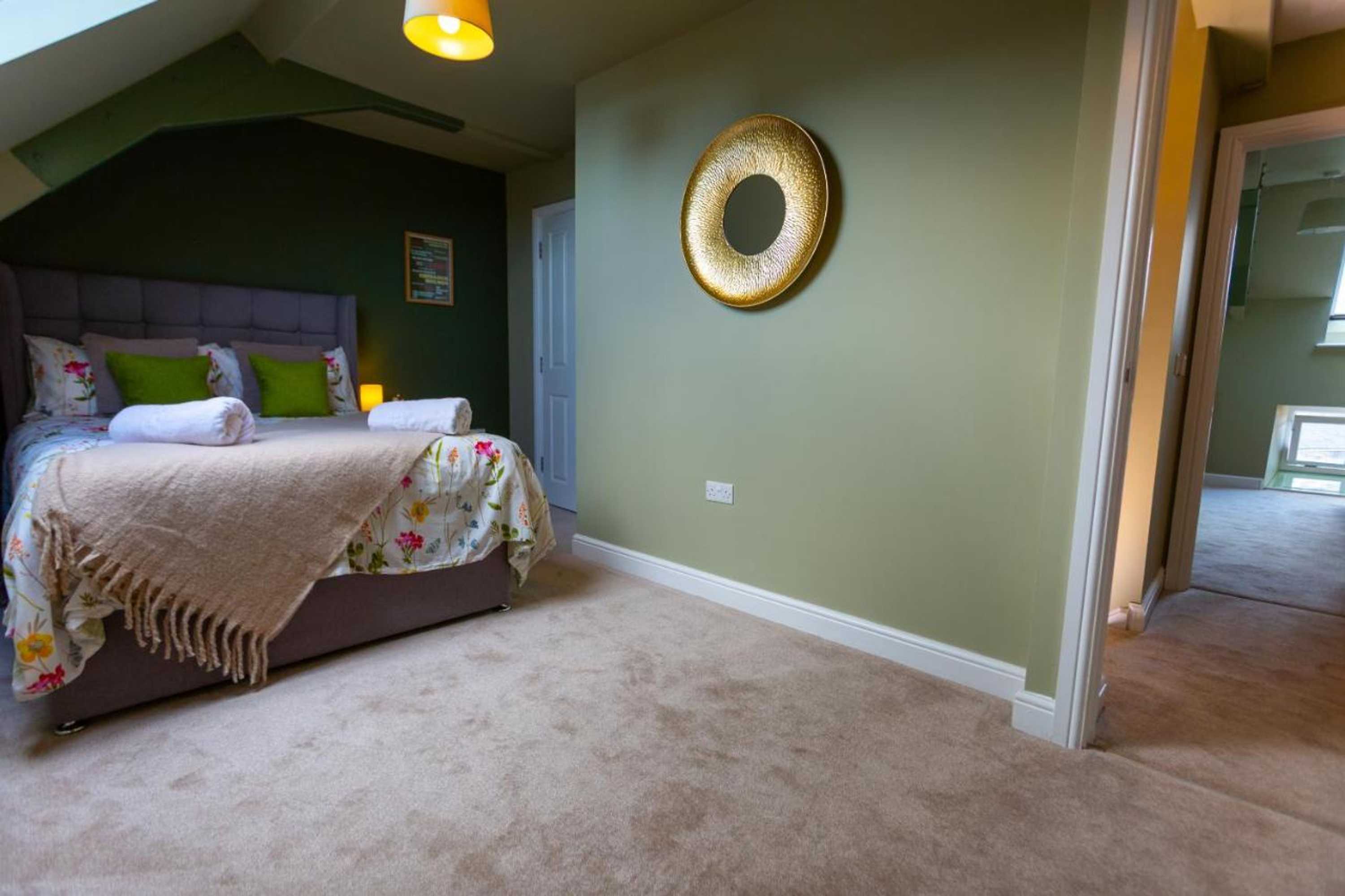 Gift card for Cosy Dragon Atsherlock Holmes