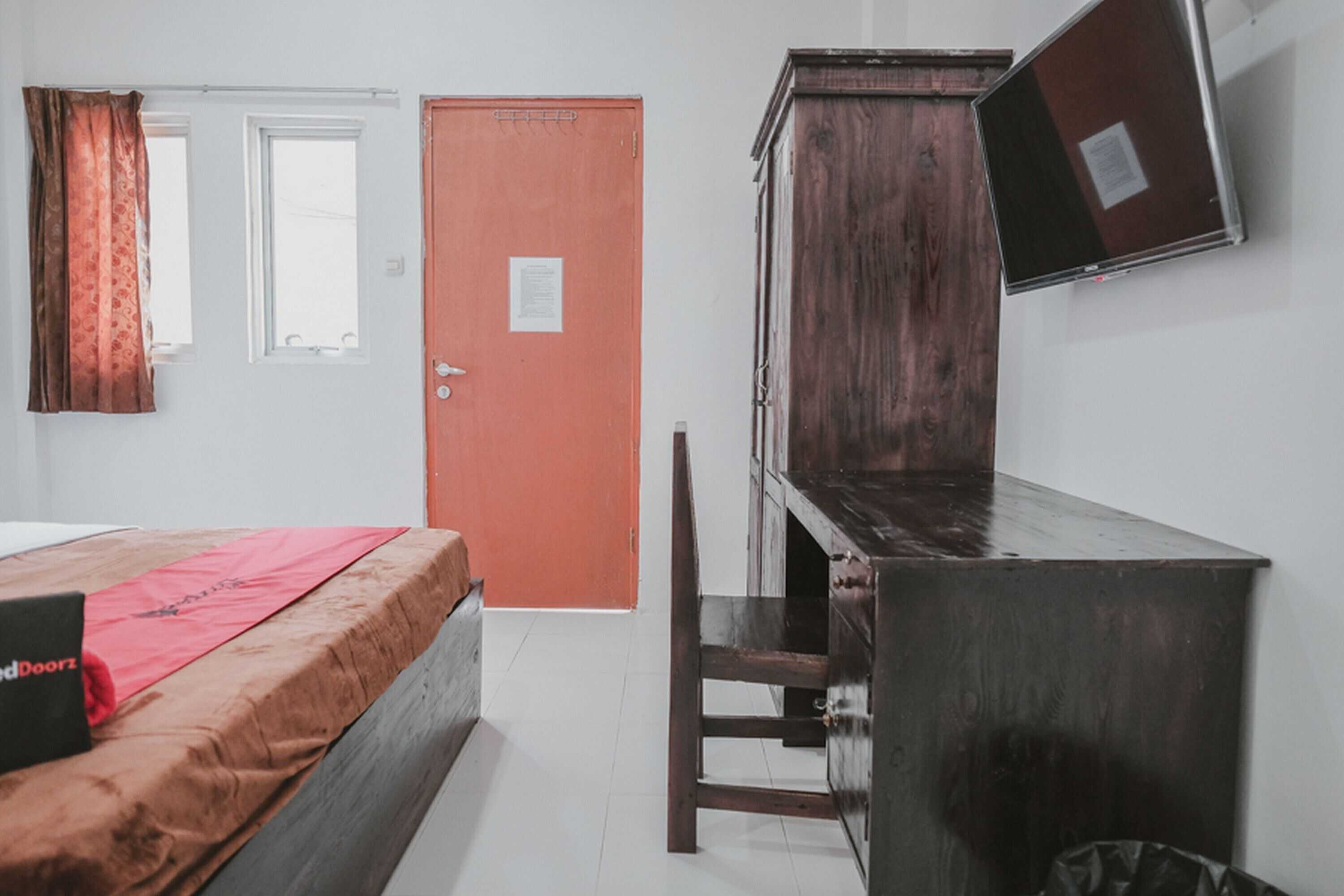 Gift card for Reddoorz Near Gatot Subroto Lampung 2 Gift card for Reddoorz Near Gatot Subroto Lampung 2