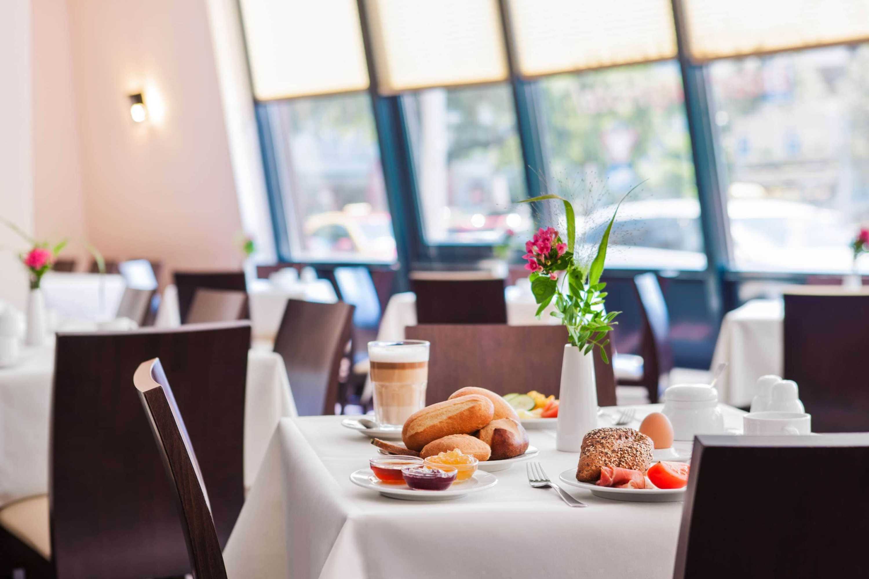 Gift card for Intercityhotel Freiburg Gift card for Intercityhotel Freiburg