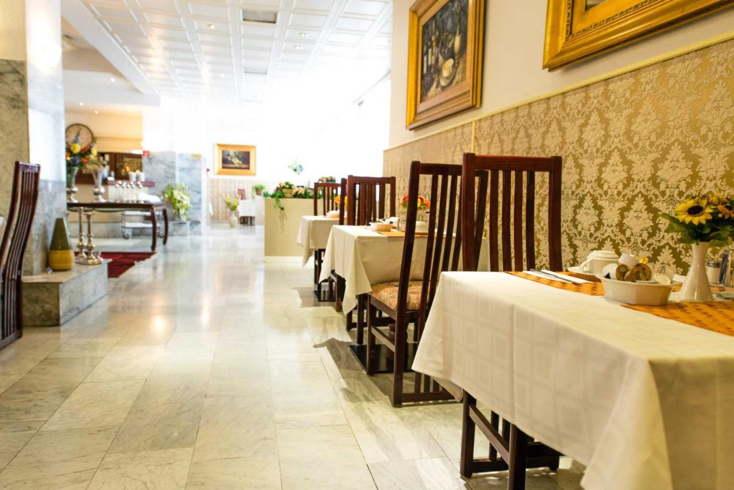 Gift card for Ravel International