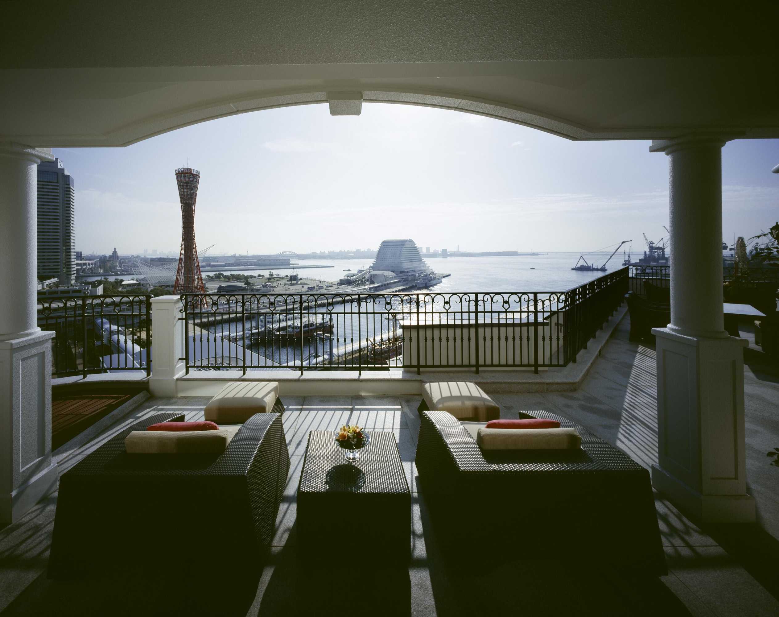 Gift card for Hotel La Suite Kobe Harborland Gift card for Hotel La Suite Kobe Harborland