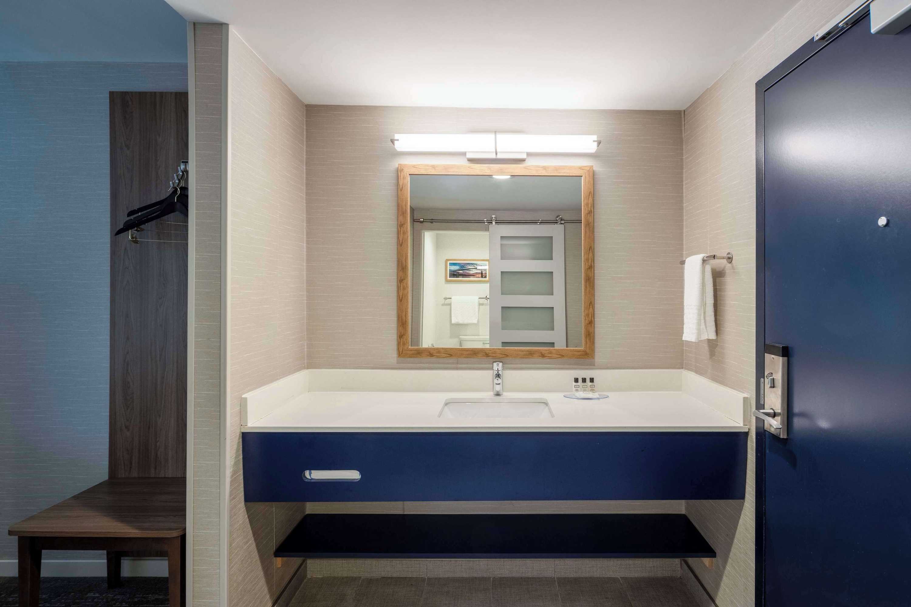 Gift card for Aiden by Best Western Cape Cod - West Yarmouth Gift card for Aiden by Best Western Cape Cod - West Yarmouth