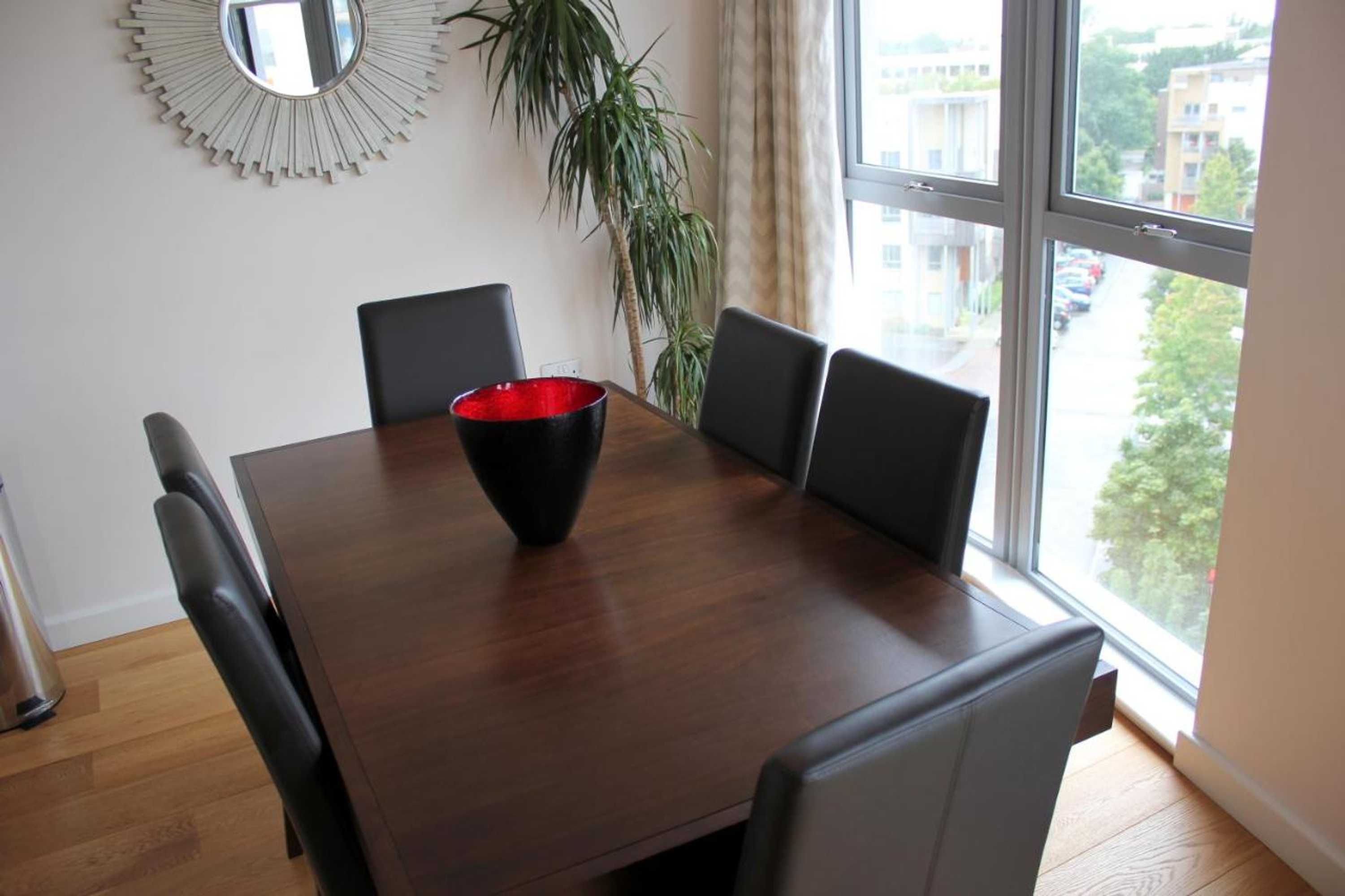 Gift card for The Luxurious Semi Circle (peymans)