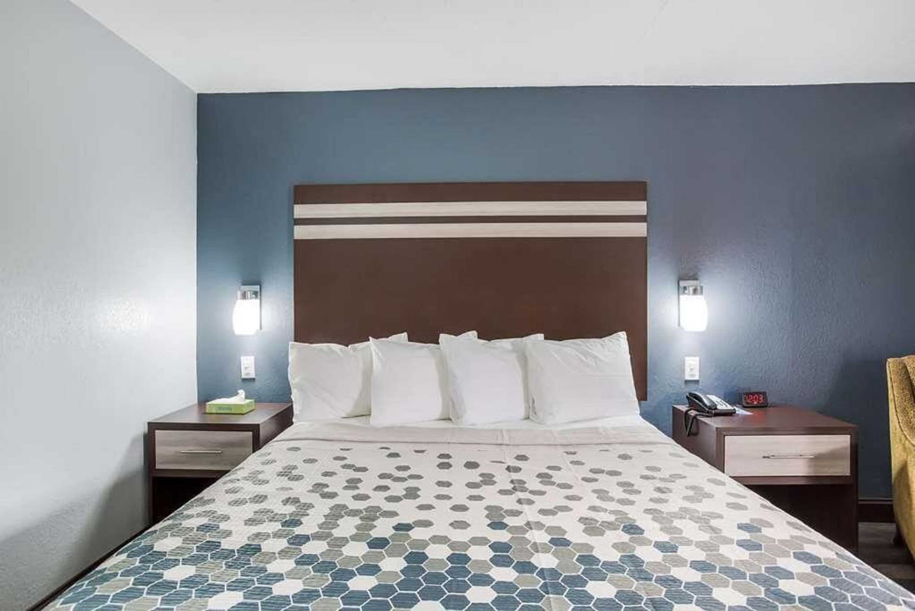 Gift card for Red Carpet Inn & Suites Hammonton West/winslow Township