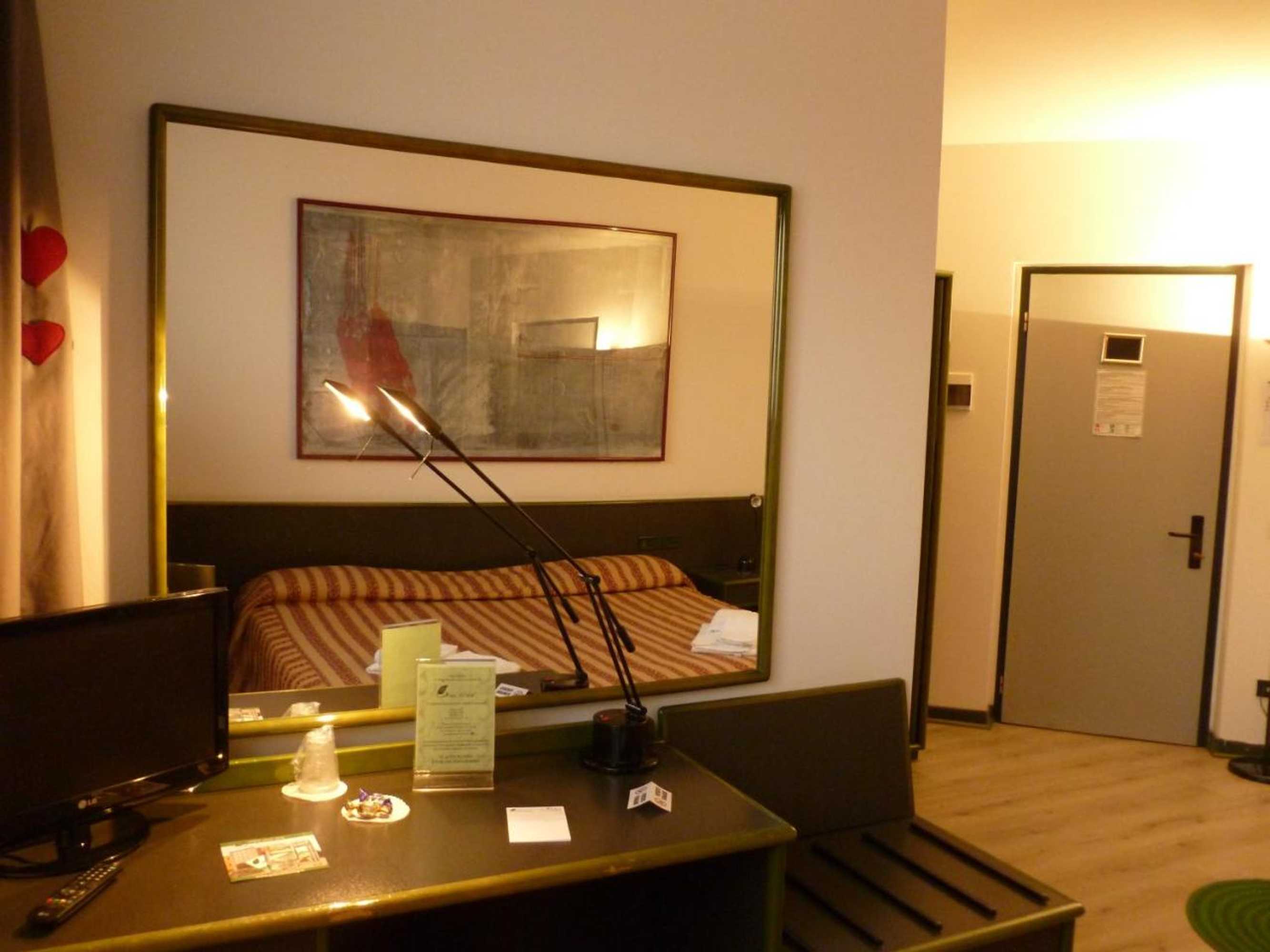 Gift card for Green Hotel