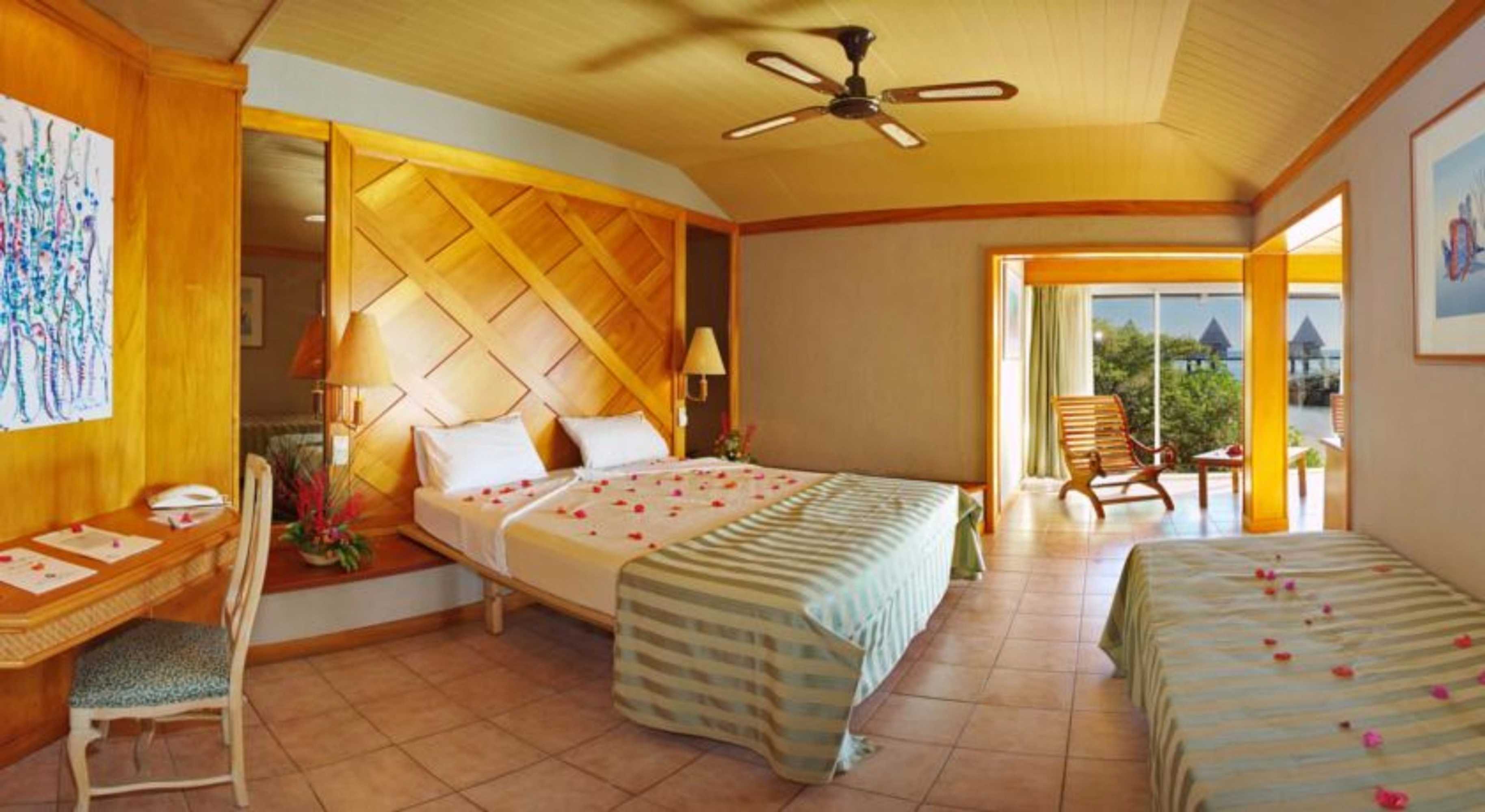 Gift card for Doubletree by Hilton Noumea Ilot Maitre Resort Gift card for Doubletree by Hilton Noumea Ilot Maitre Resort