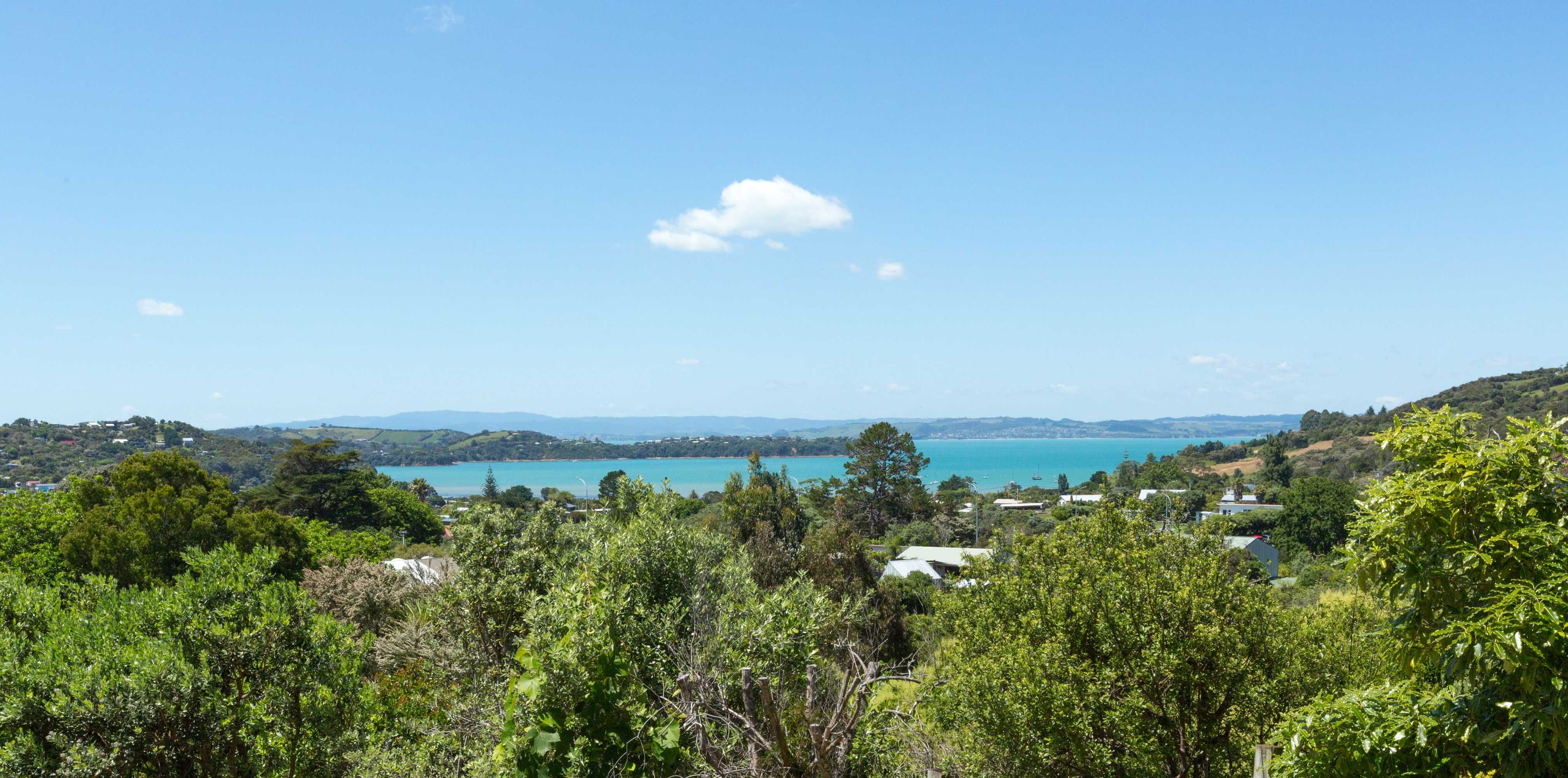 Gift card for Tiri Cottage - Seaviews in Oneroa Gift card for Tiri Cottage - Seaviews in Oneroa