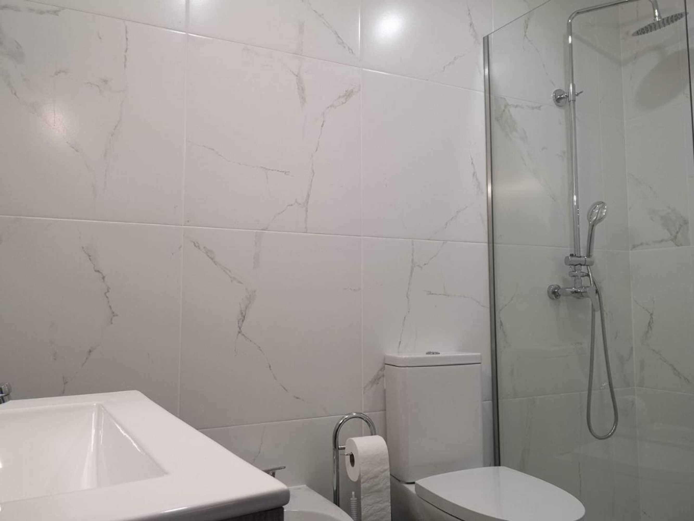 Gift card for Leonchic - Guest House Com Piscina de Água Salgada