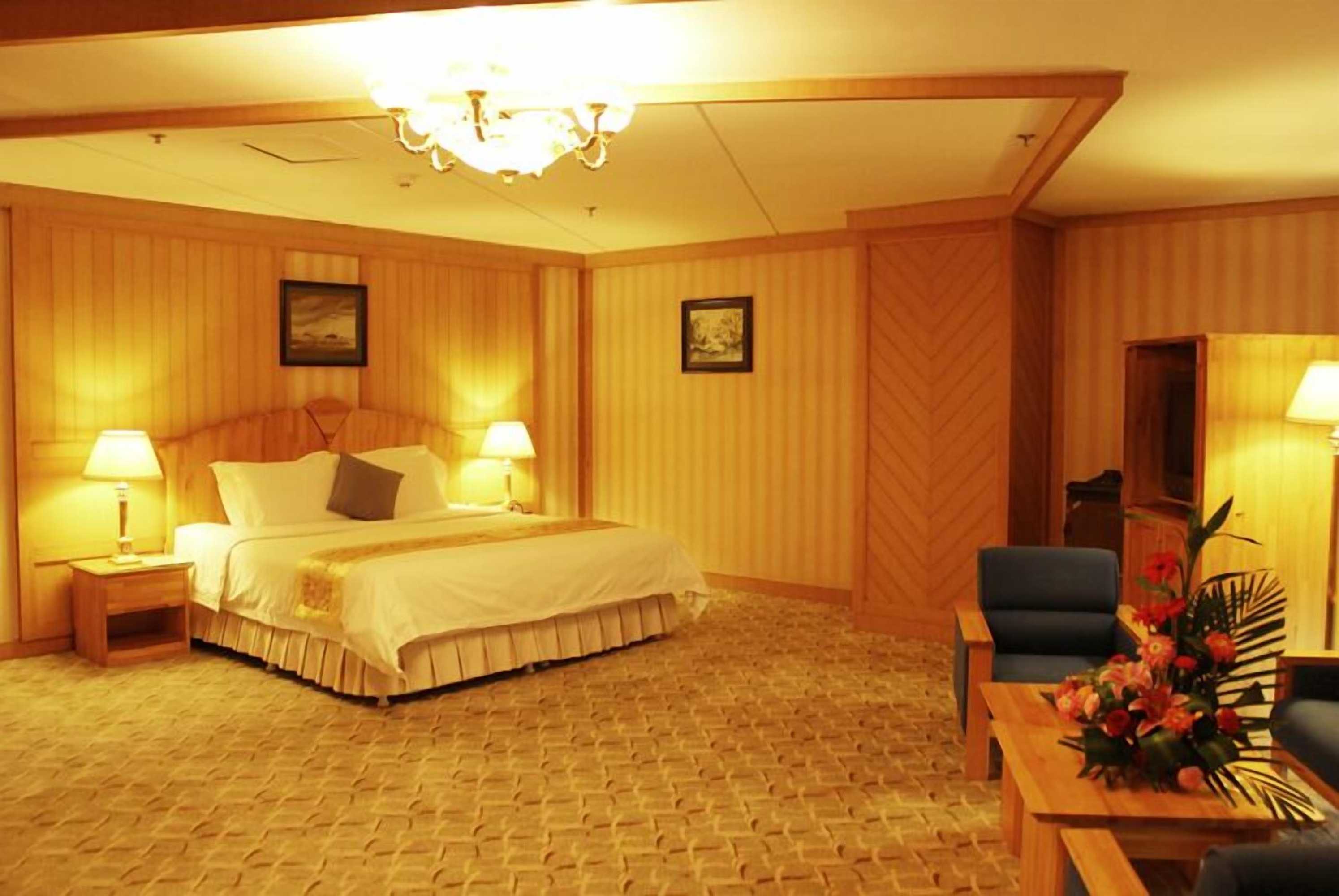 Gift card for Phoenix Hotel Inner Mongolia Gift card for Phoenix Hotel Inner Mongolia