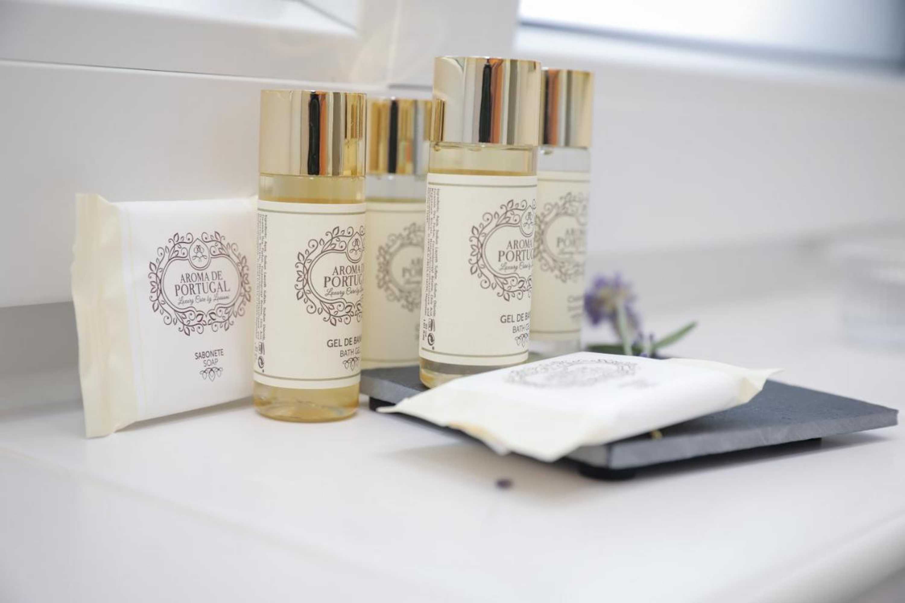 Gift card for Aroucehostel