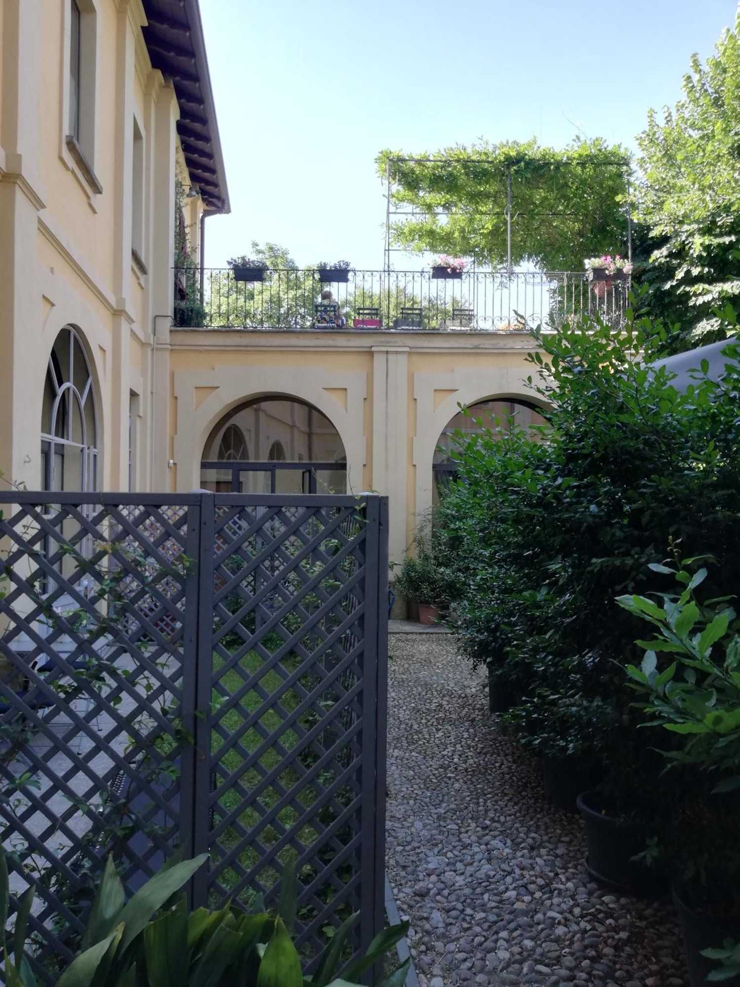 Gift card for Lisander B&b Suite And Terrace Gift card for Lisander B&b Suite And Terrace