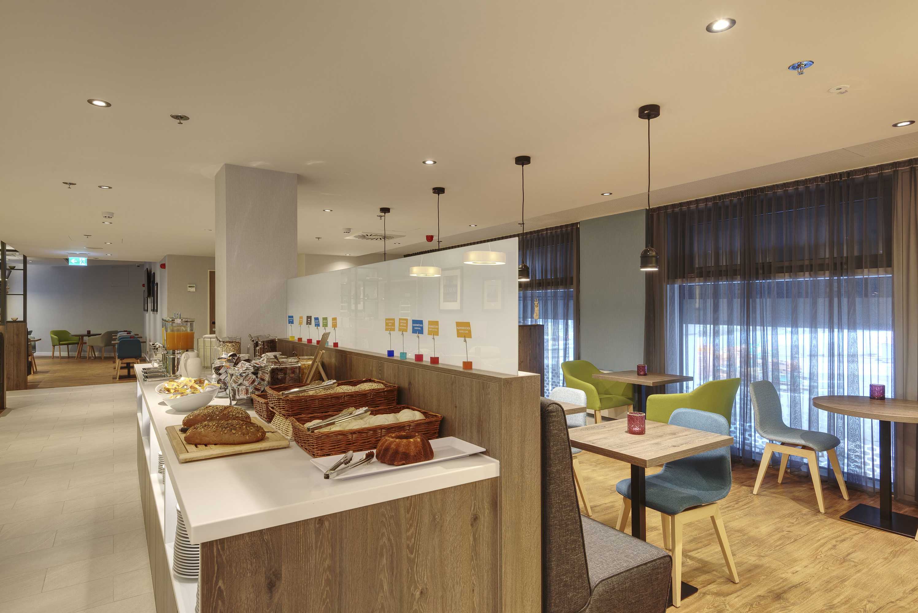 Gift card for Hampton by Hilton Stuttgart City Centre Gift card for Hampton by Hilton Stuttgart City Centre