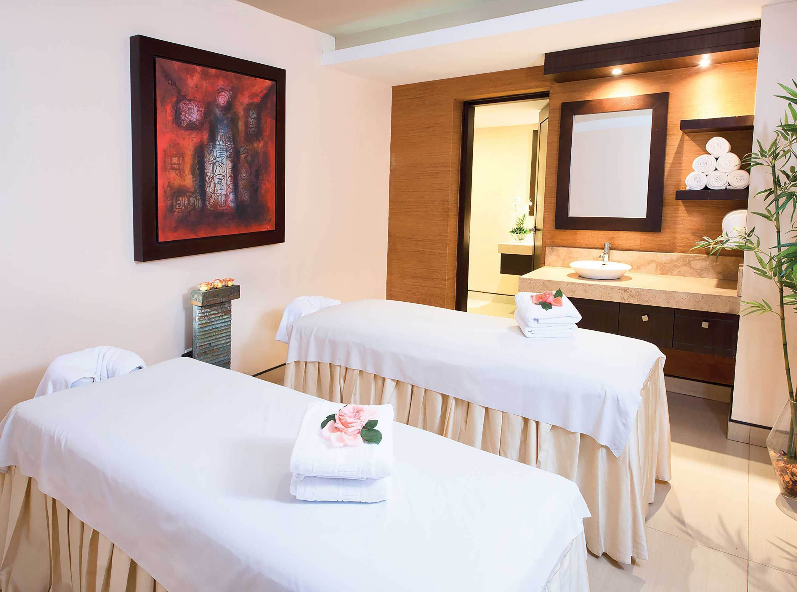 Gift card for Hilton Colon Guayaquil Gift card for Hilton Colon Guayaquil