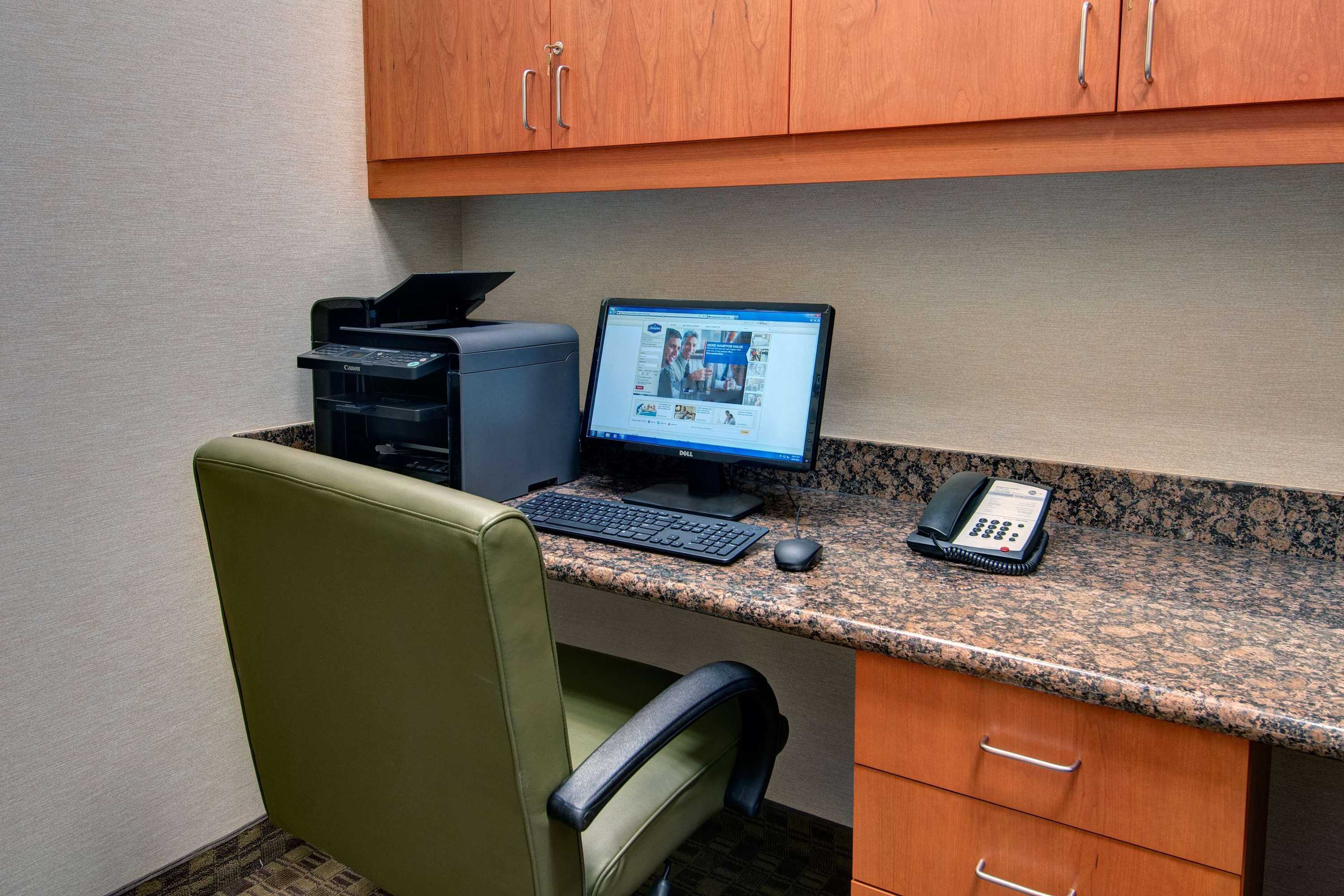 Gift card for Hampton Inn And Suites Astoria Gift card for Hampton Inn And Suites Astoria