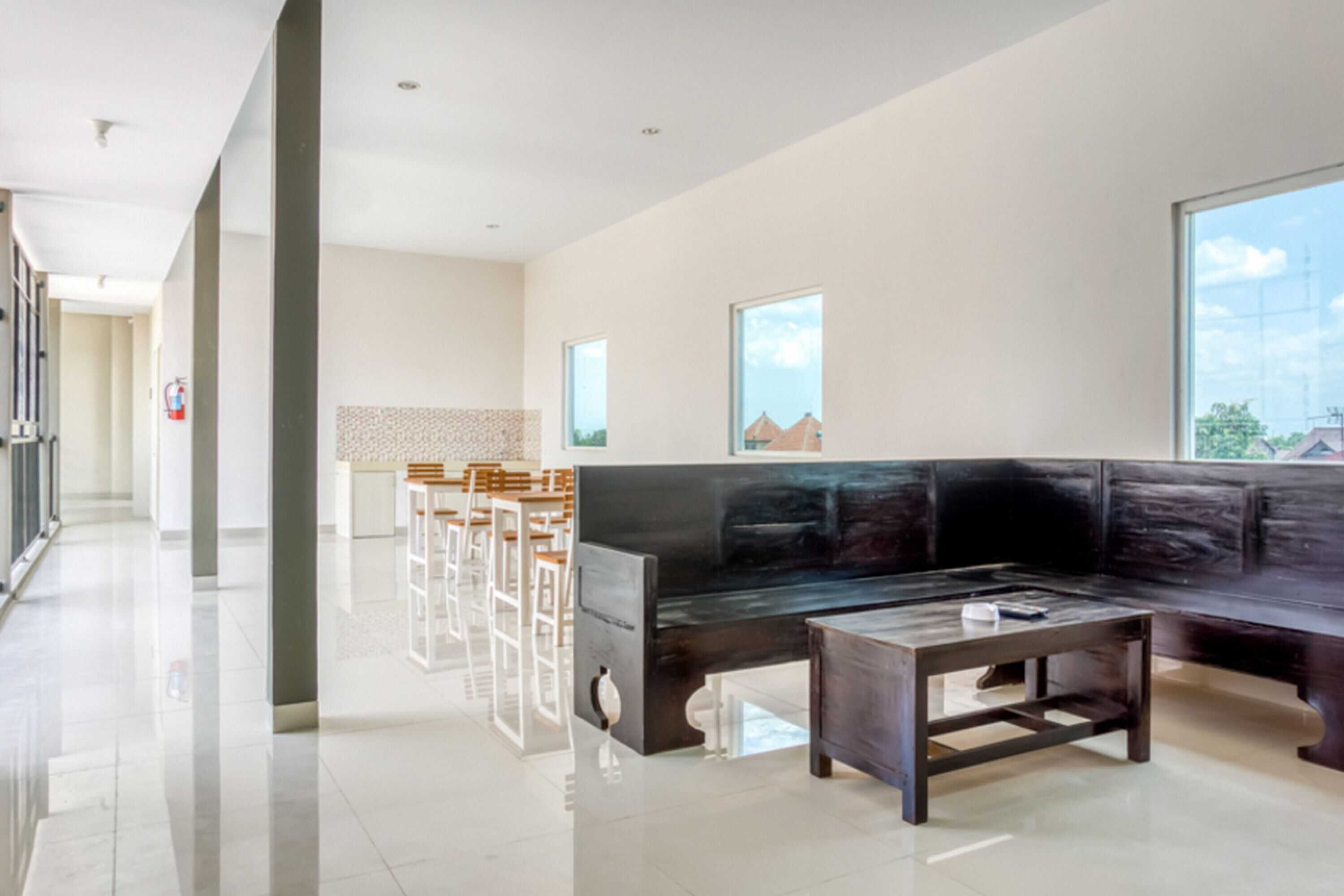 Gift card for Reddoorz @ Plemburan Jakal 2